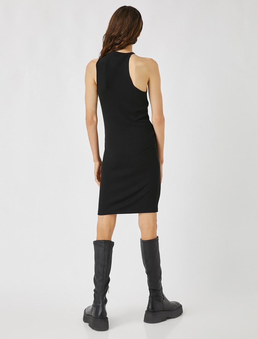   Halter Yaka Düz Mini Elbise