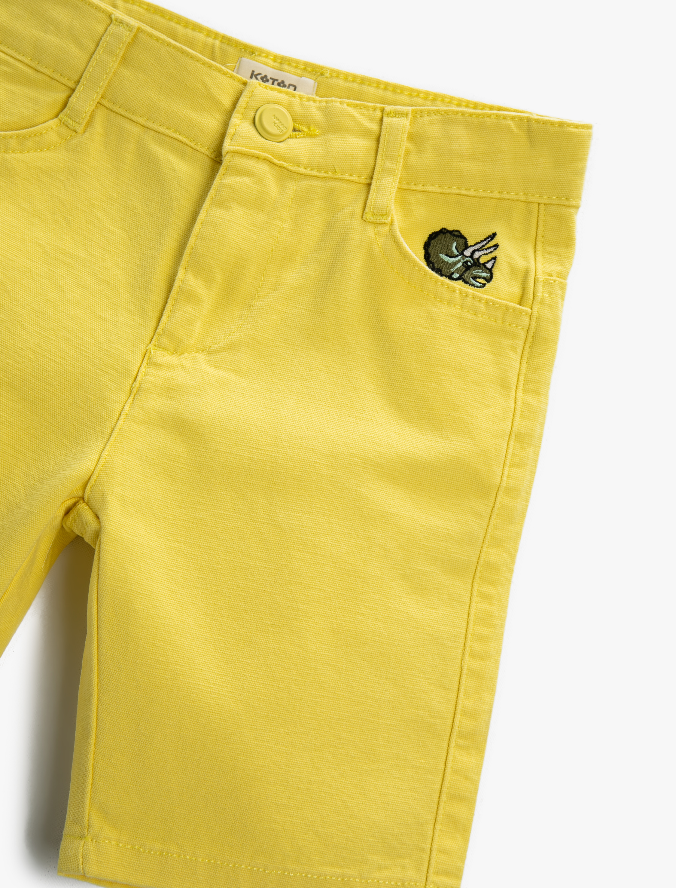  Erkek Çocuk Şort Nakış Detaylı Cepli Diz Üstü Pamuklu