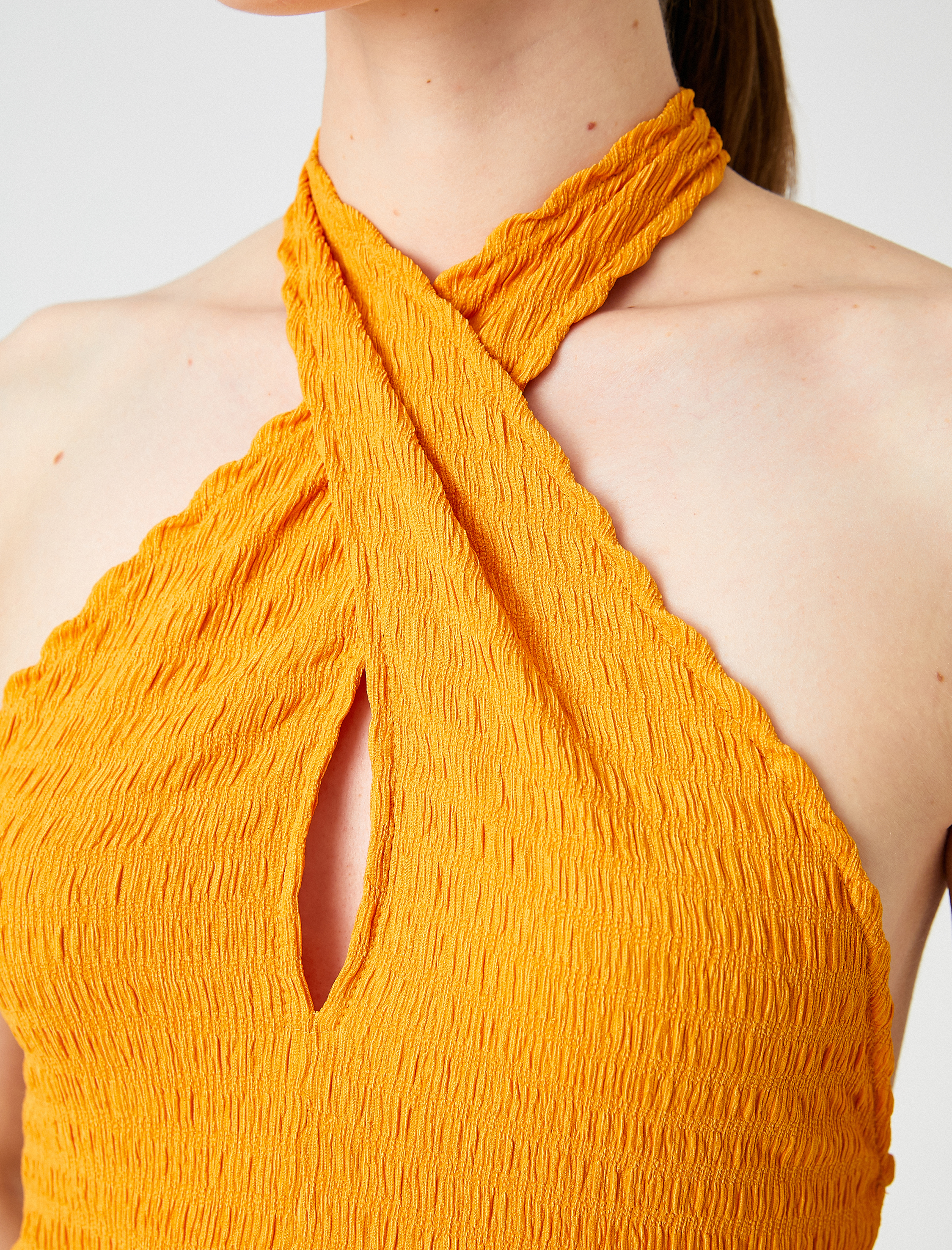   Çapraz Askılı Atlet Pencere Detaylı