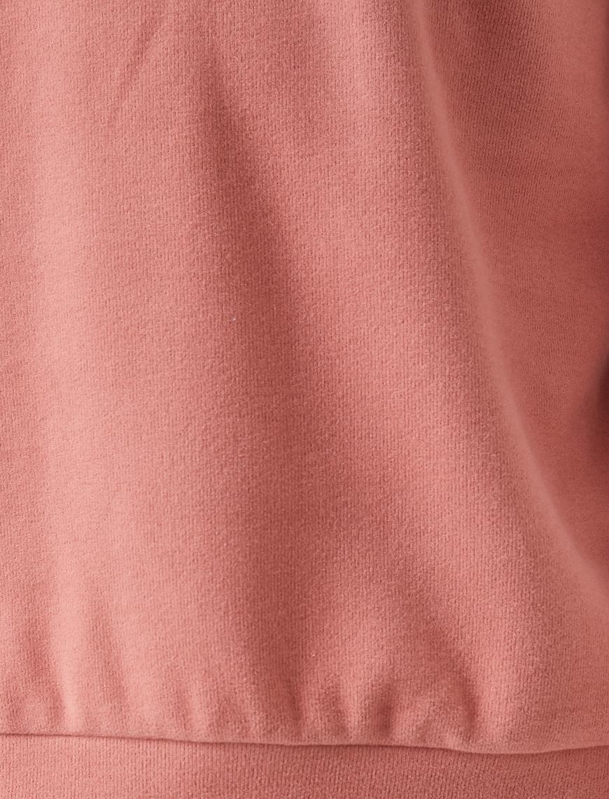   Basic Sweatshirt