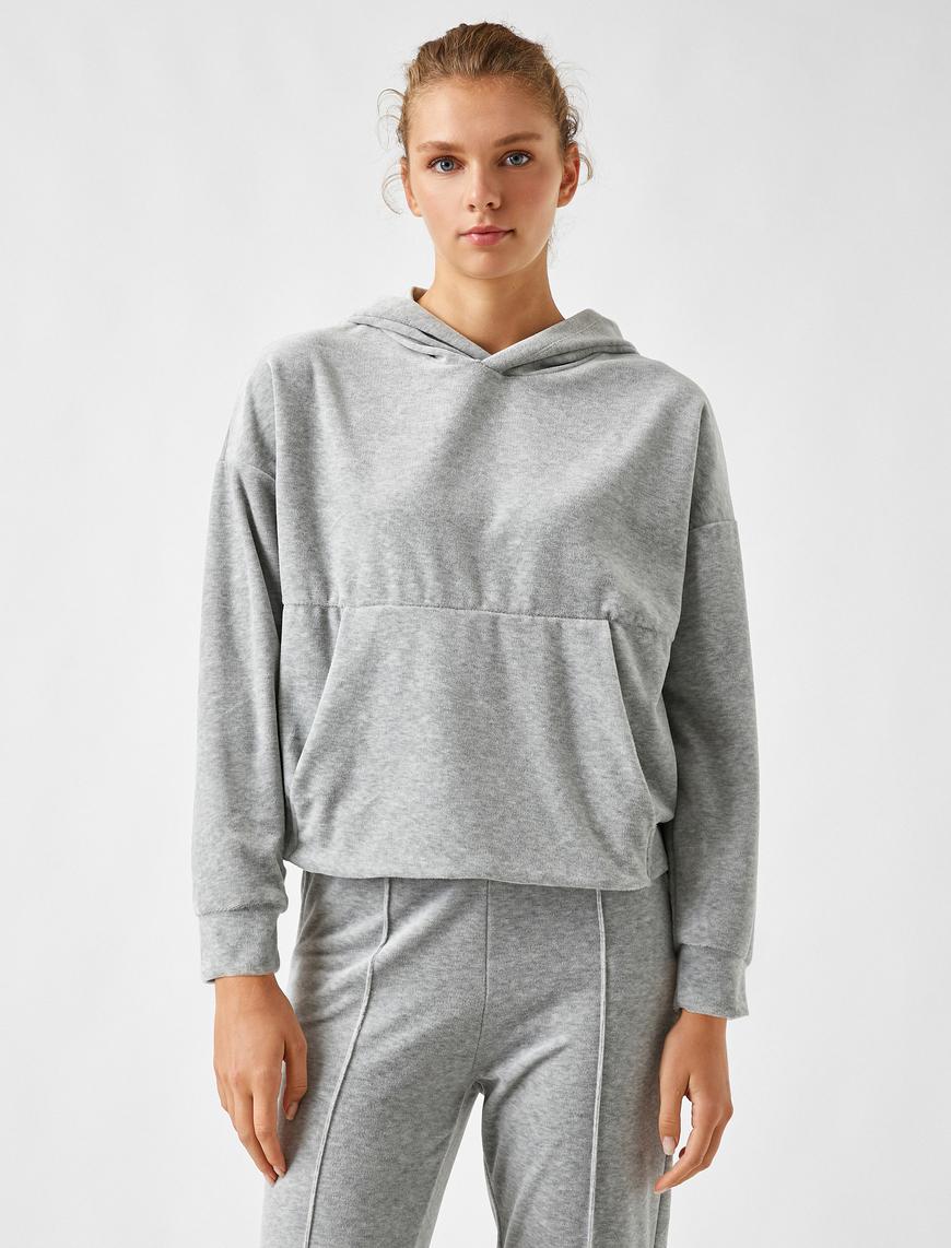   Kapüşonlu Kanguru Cepli Sweatshirt