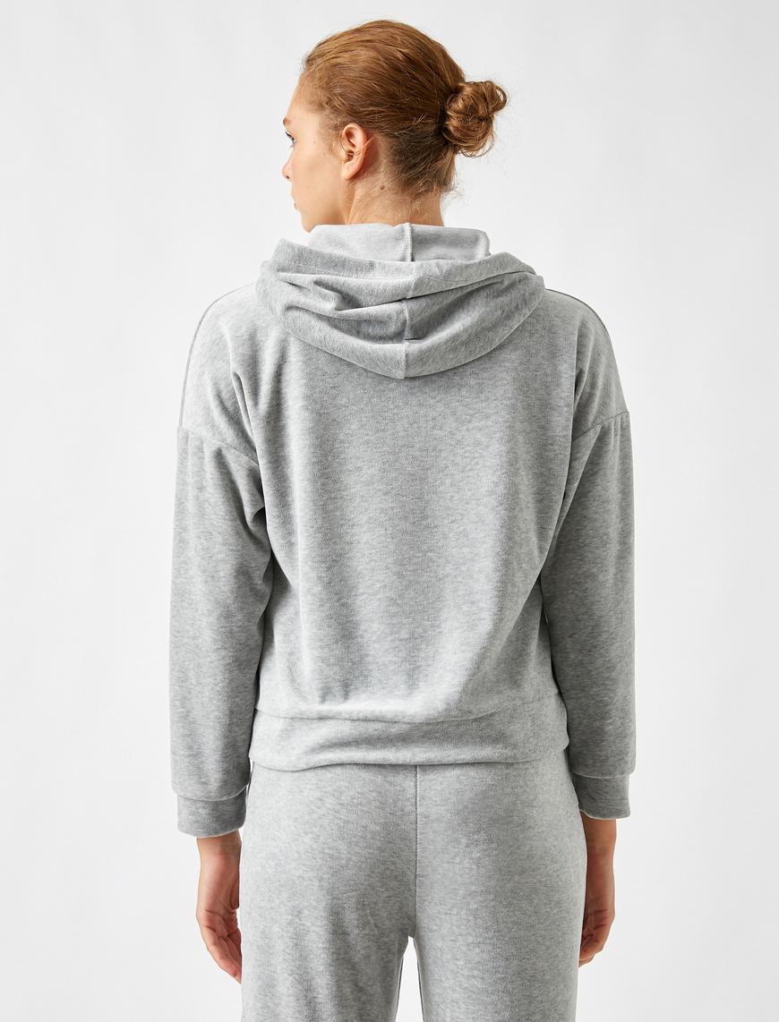   Kapüşonlu Kanguru Cepli Sweatshirt