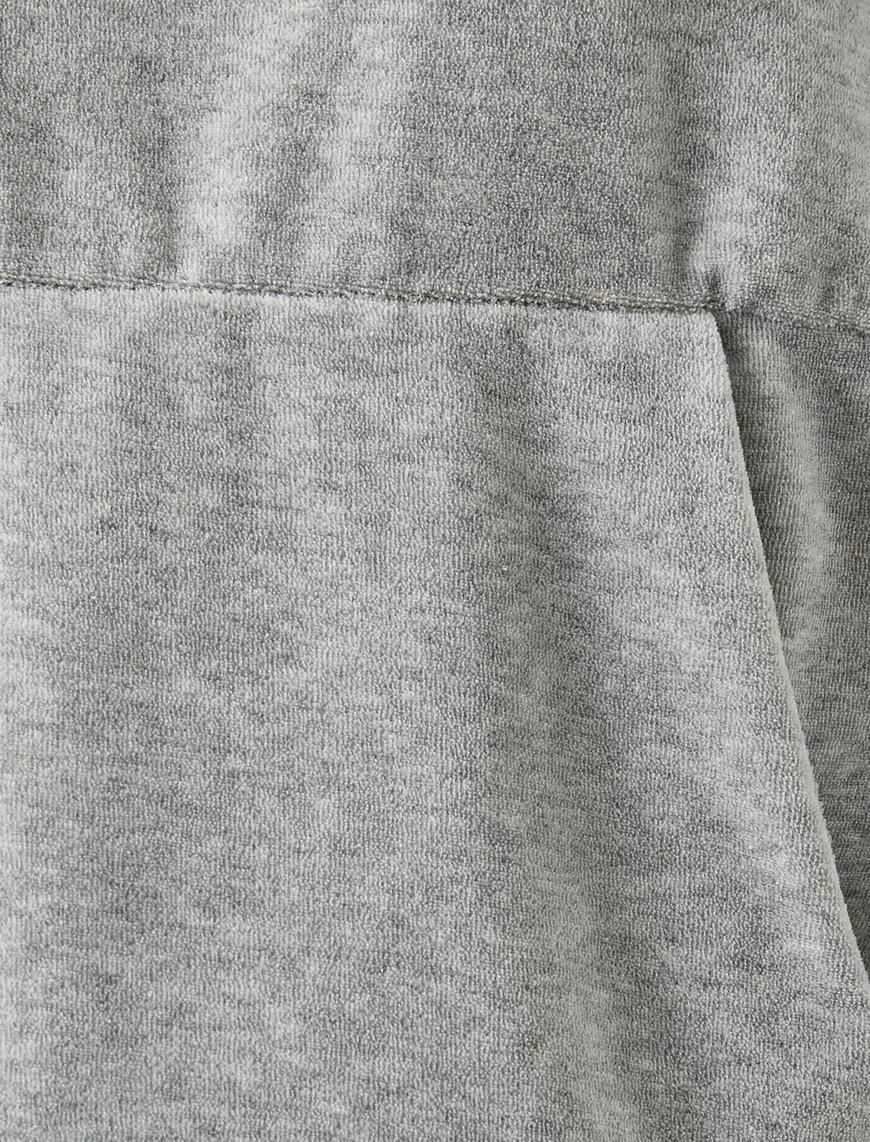   Kapüşonlu Kanguru Cepli Sweatshirt