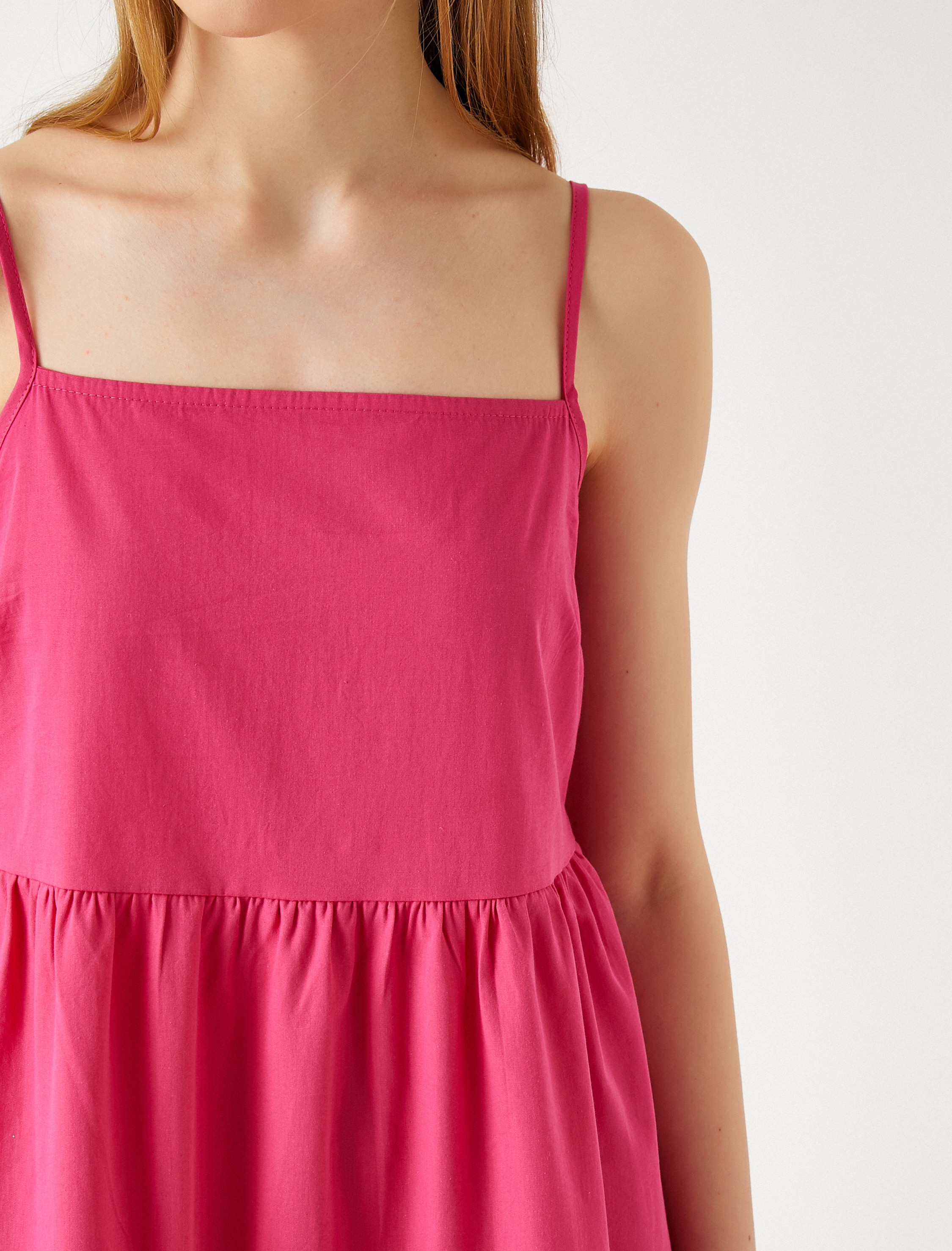   Katlı Uzun Elbise İnce Askılı Kare Yaka