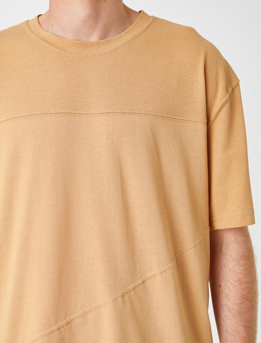   Oversize Tişört Dikiş Detaylı Bisiklet Yaka Dokulu