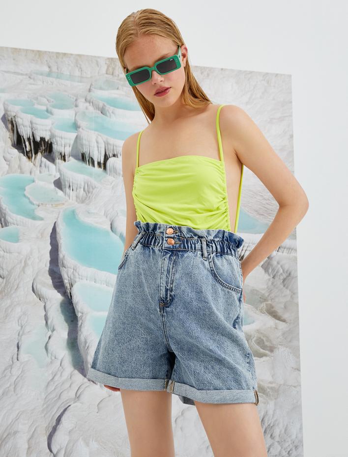  Koton X Şahika Ercümen - Yüksek Bel Cepli Kot Şort