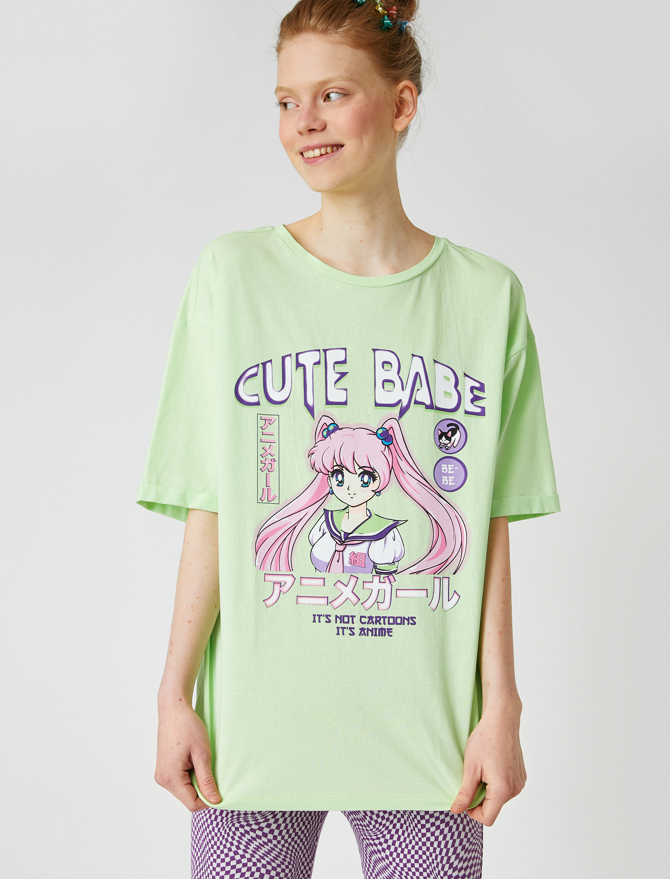   Baskı Detaylı Bisiklet Yaka Tişört