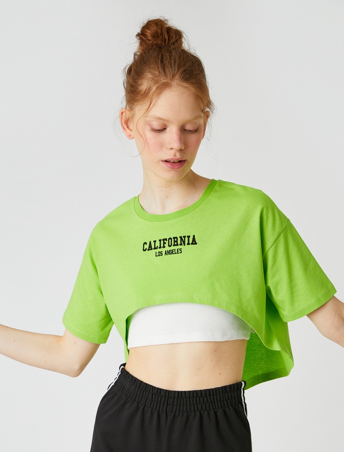  Kısa Kollu Baskılı Tişört