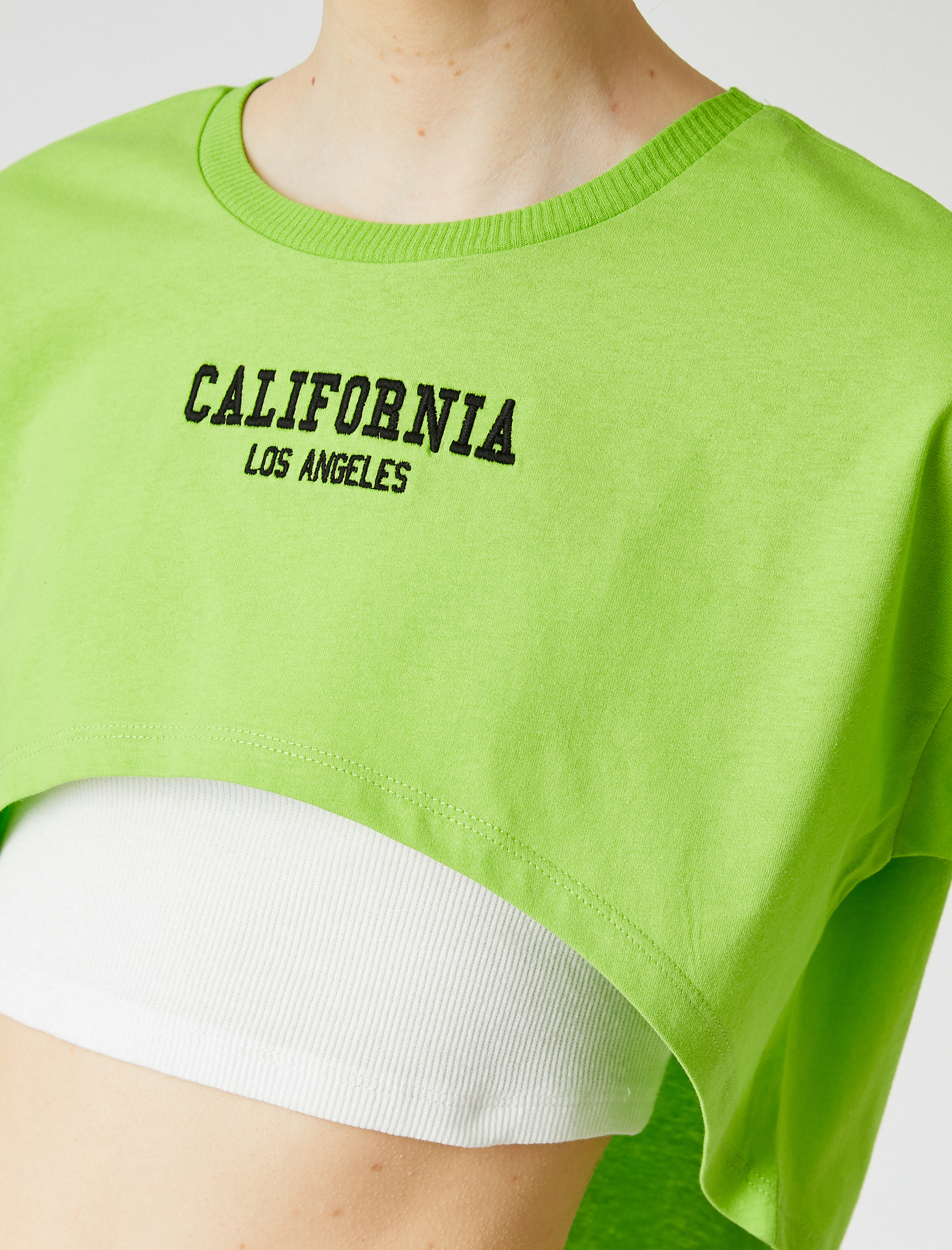   Kısa Kollu Baskılı Tişört