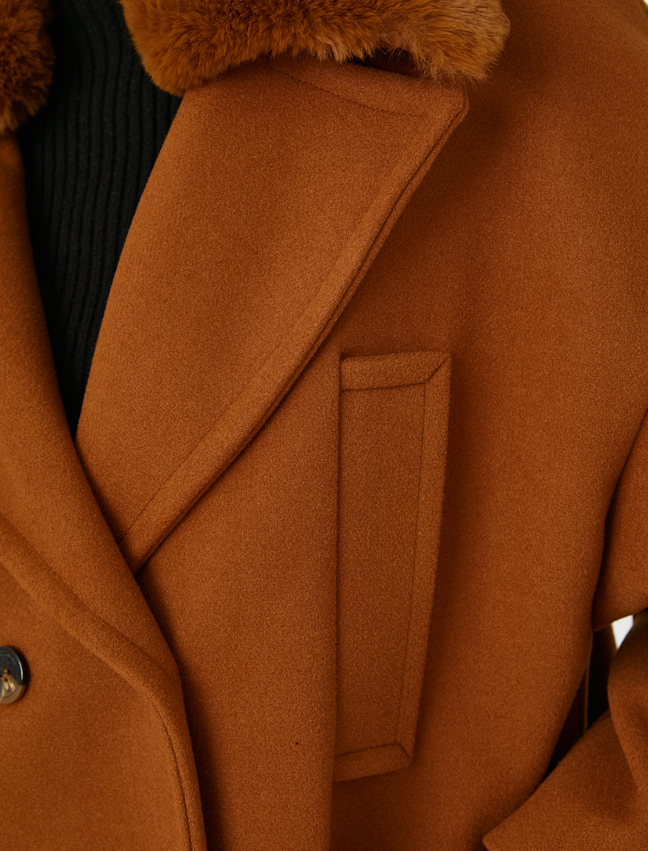   Oversize Kaşe Kaban Peluş Detaylı