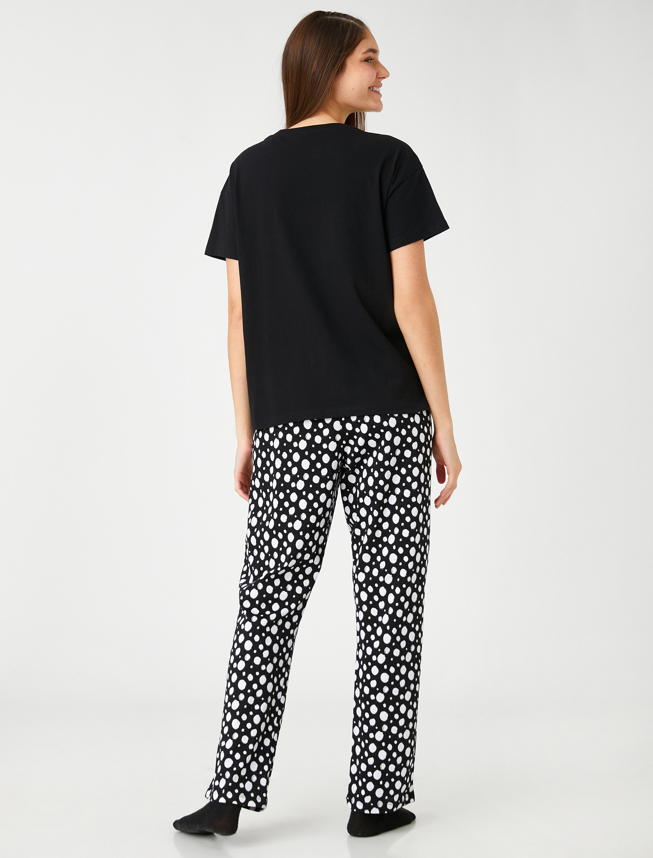   101 Dalmaçyalı Lisanslı Pijama Takımı Kısa Kollu Baskılı