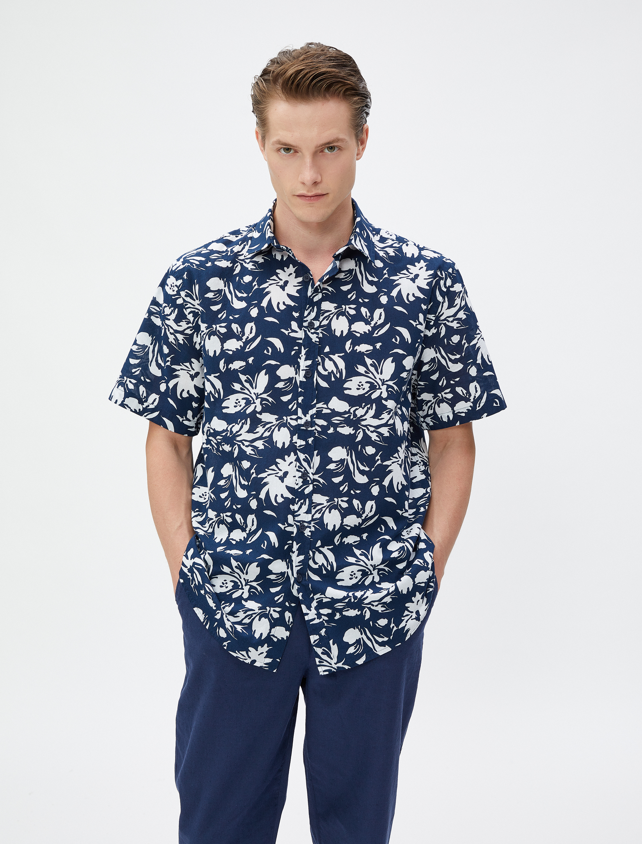   Yazlık Gömlek Çiçekli Kısa Kollu Klasik Yaka