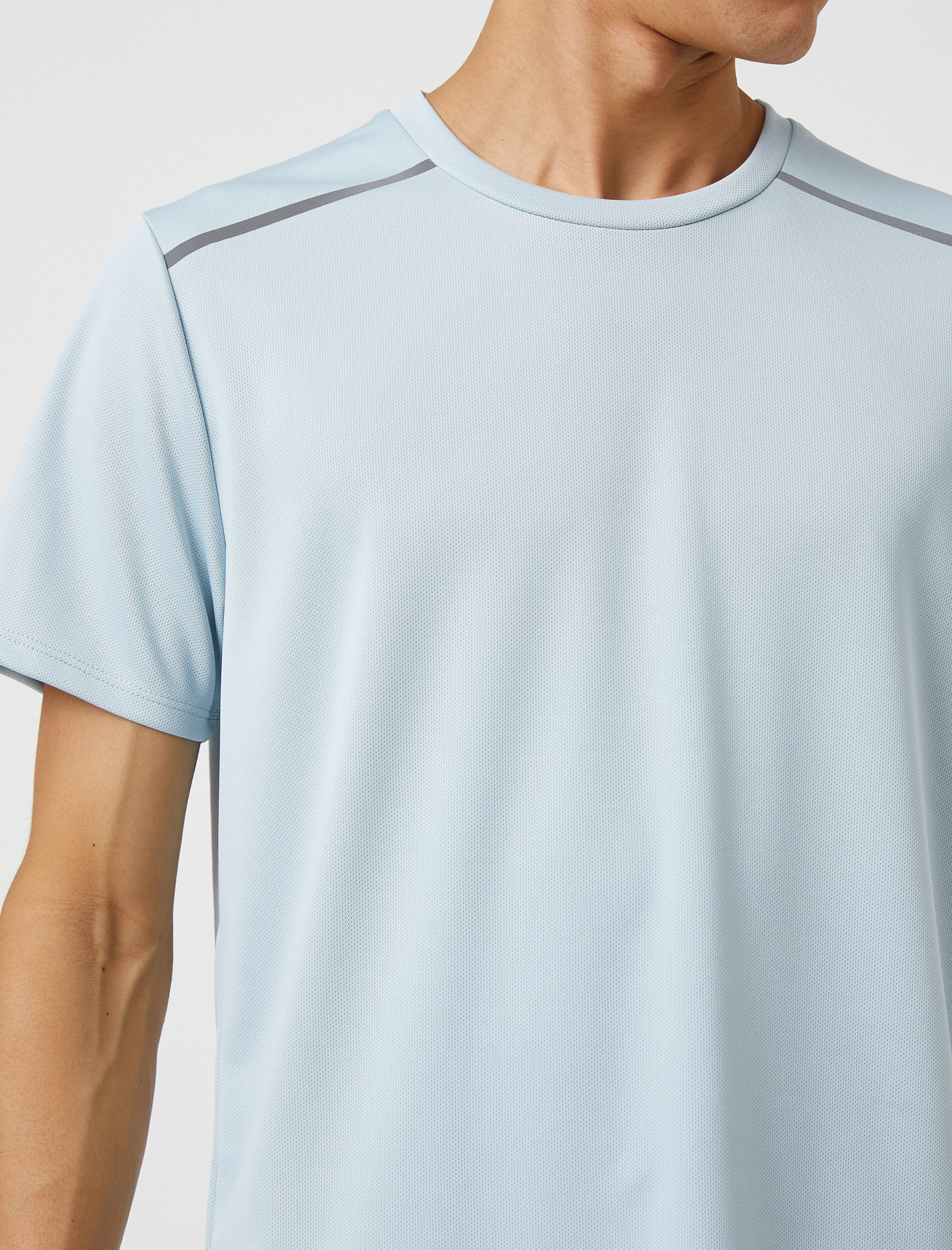 Spor Tişört Şerit Baskılı Bisiklet Yaka Nefes Alan Kumaş