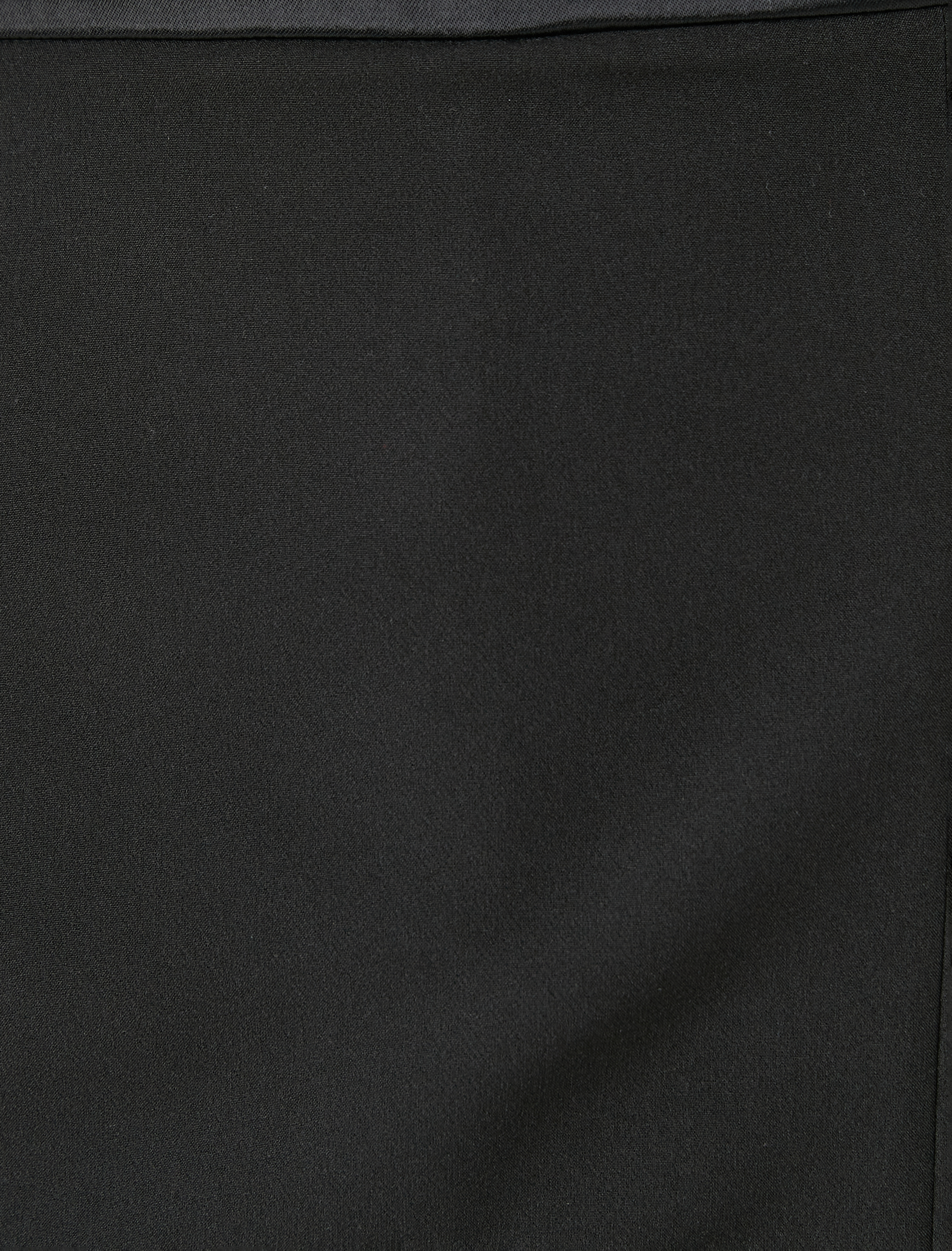   Mini Şort Etek Yırtmaç Detaylı