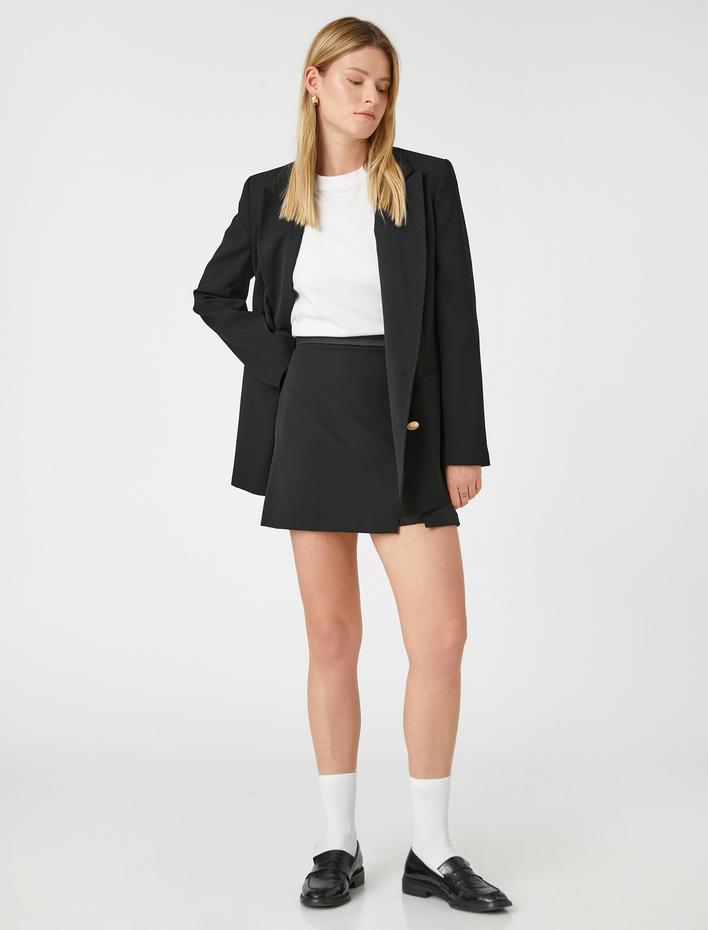  Mini Şort Etek Yırtmaç Detaylı