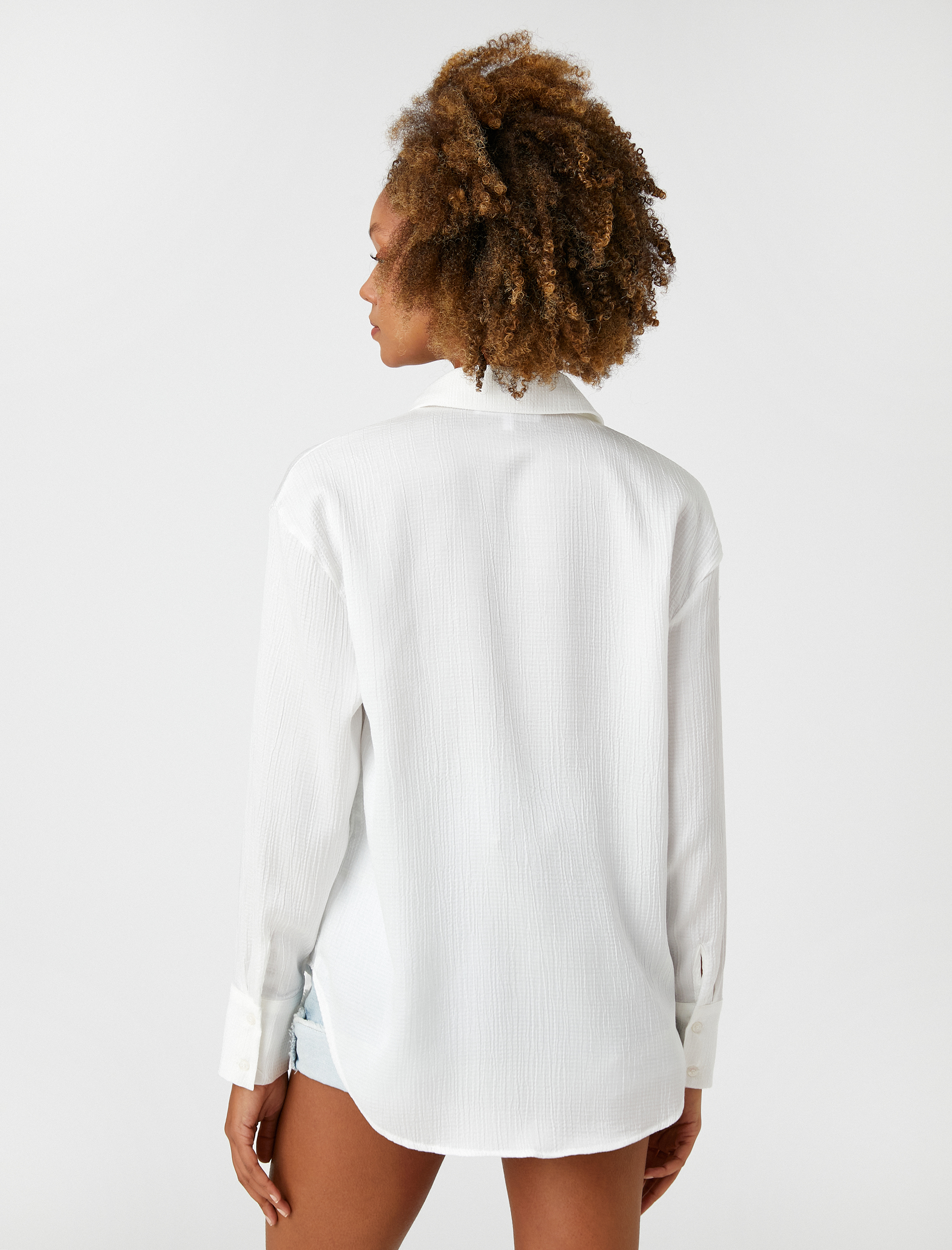   Dökümlü Gömlek Uzun Kollu Dokulu Manşet Yaka