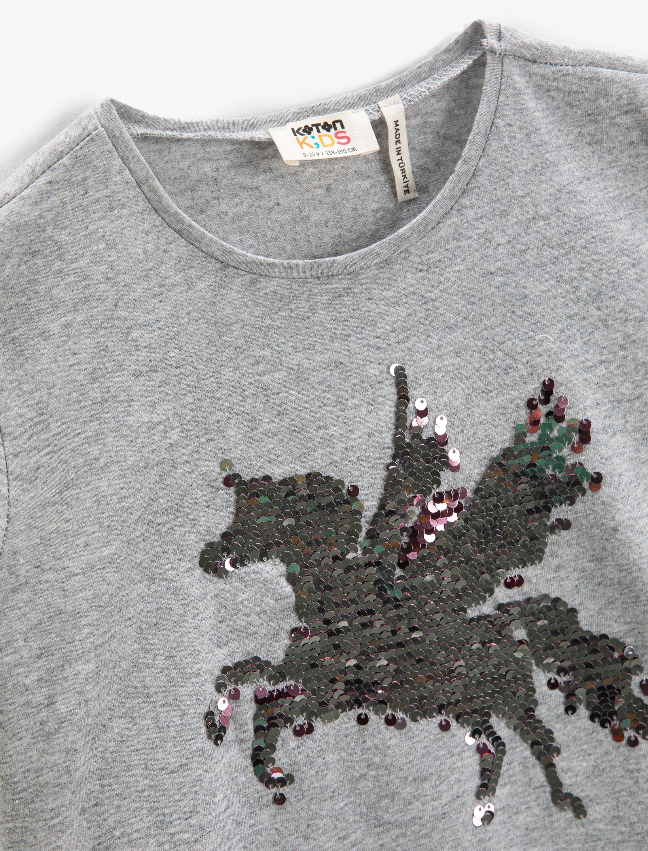  Kız Çocuk Pul-Payet İşlemeli Kısa Kollu Tişört Yuvarlak Yaka