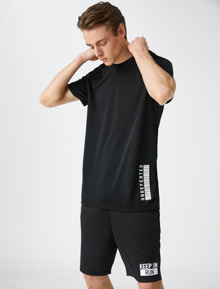  Spor Tişört Etiket Baskılı Bisiklet Yaka Kısa Kollu Nefes Alan Kumaş