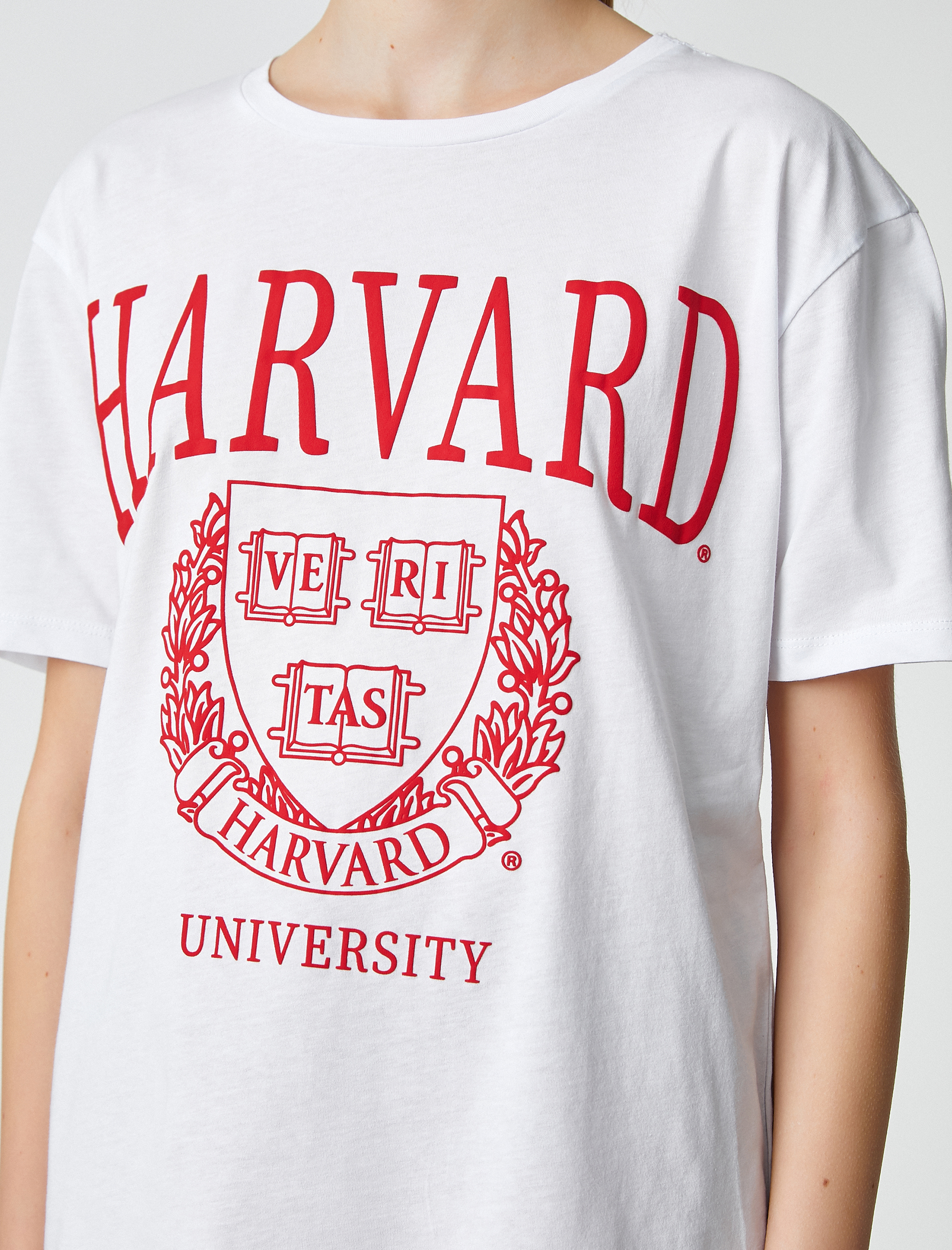   Harvard Tişört Baskılı Lisanslı Kısa Kollu Bisiklet Yaka