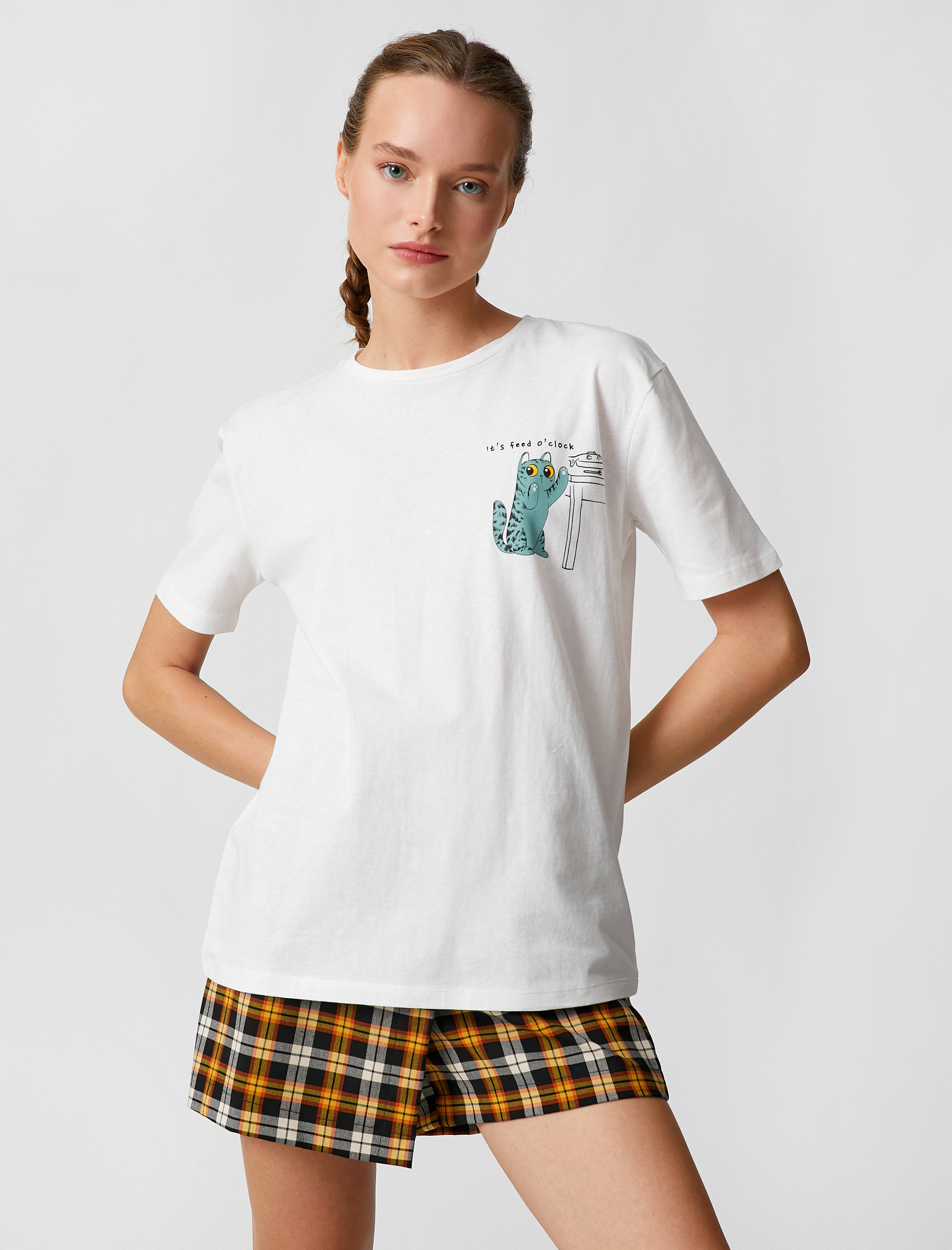   Pamuklu Tişört Baskılı Bisiklet Yaka Kısa Kollu