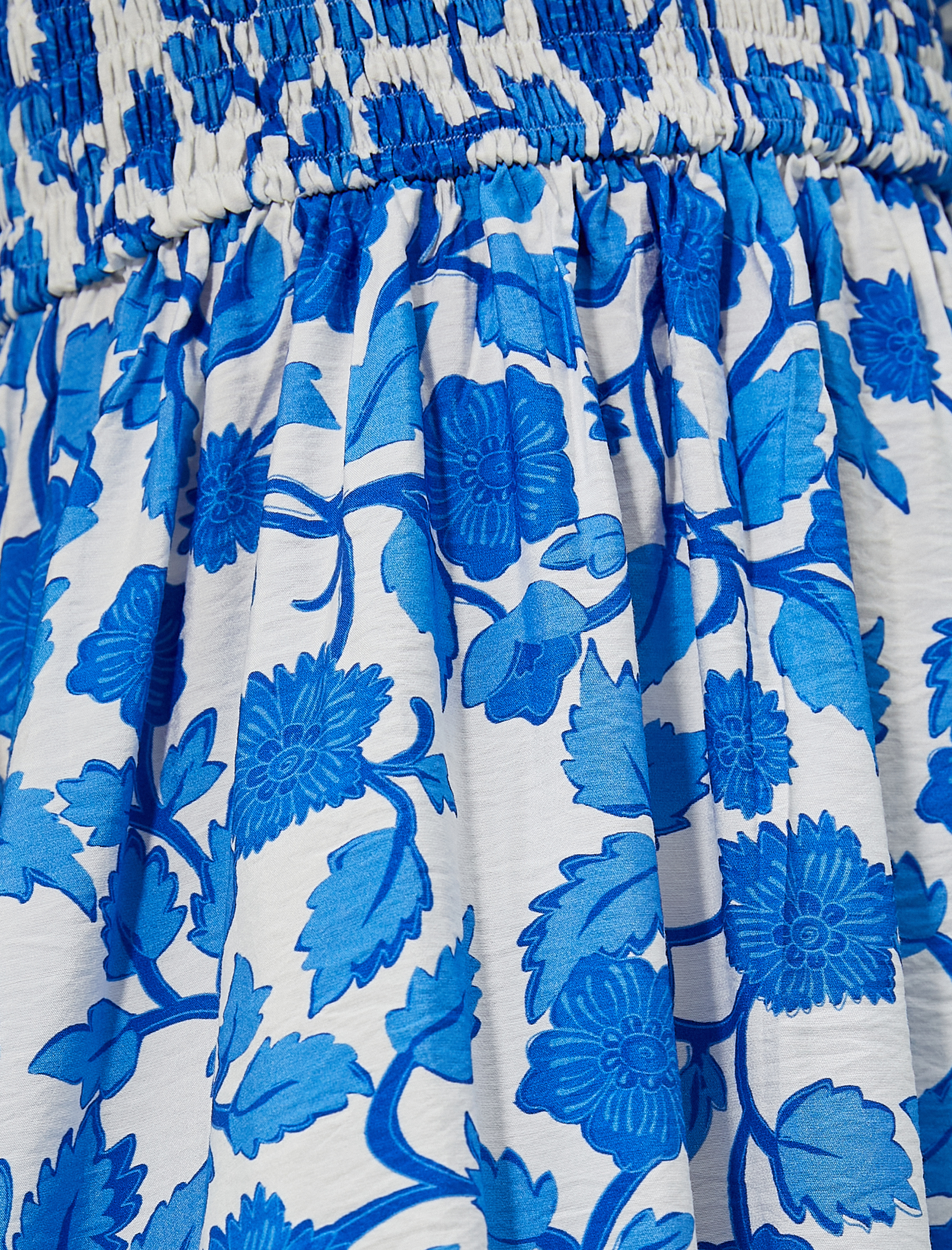   Çiçekli Midi Boy Elbise Omzu Açık Viskon