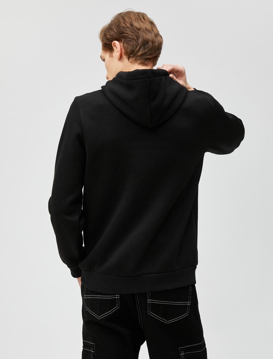   Basic Kapşonlu Sweatshirt Kuru Kafa Baskılı