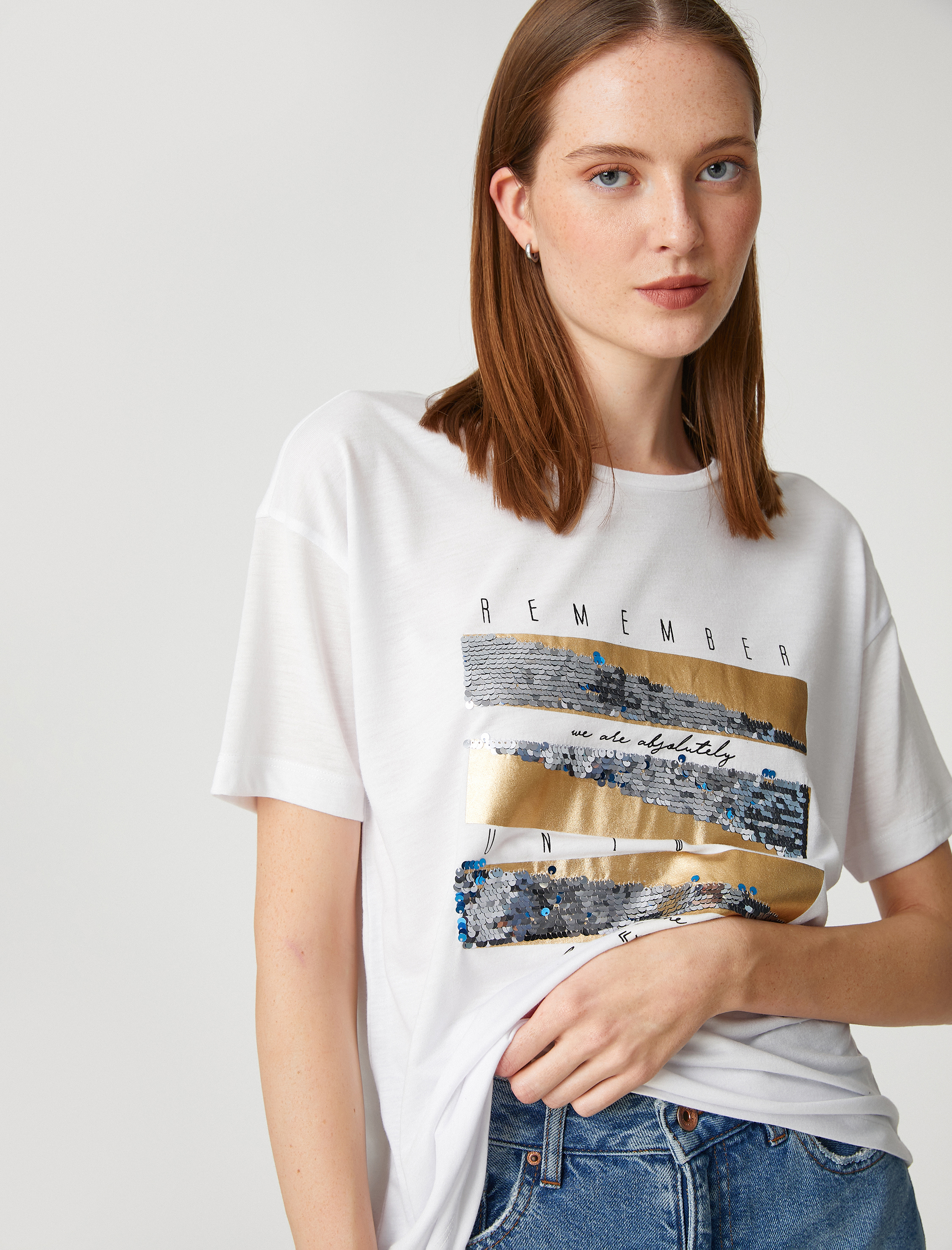   Payetli Tişört Kısa Kollu Bisiklet Yaka