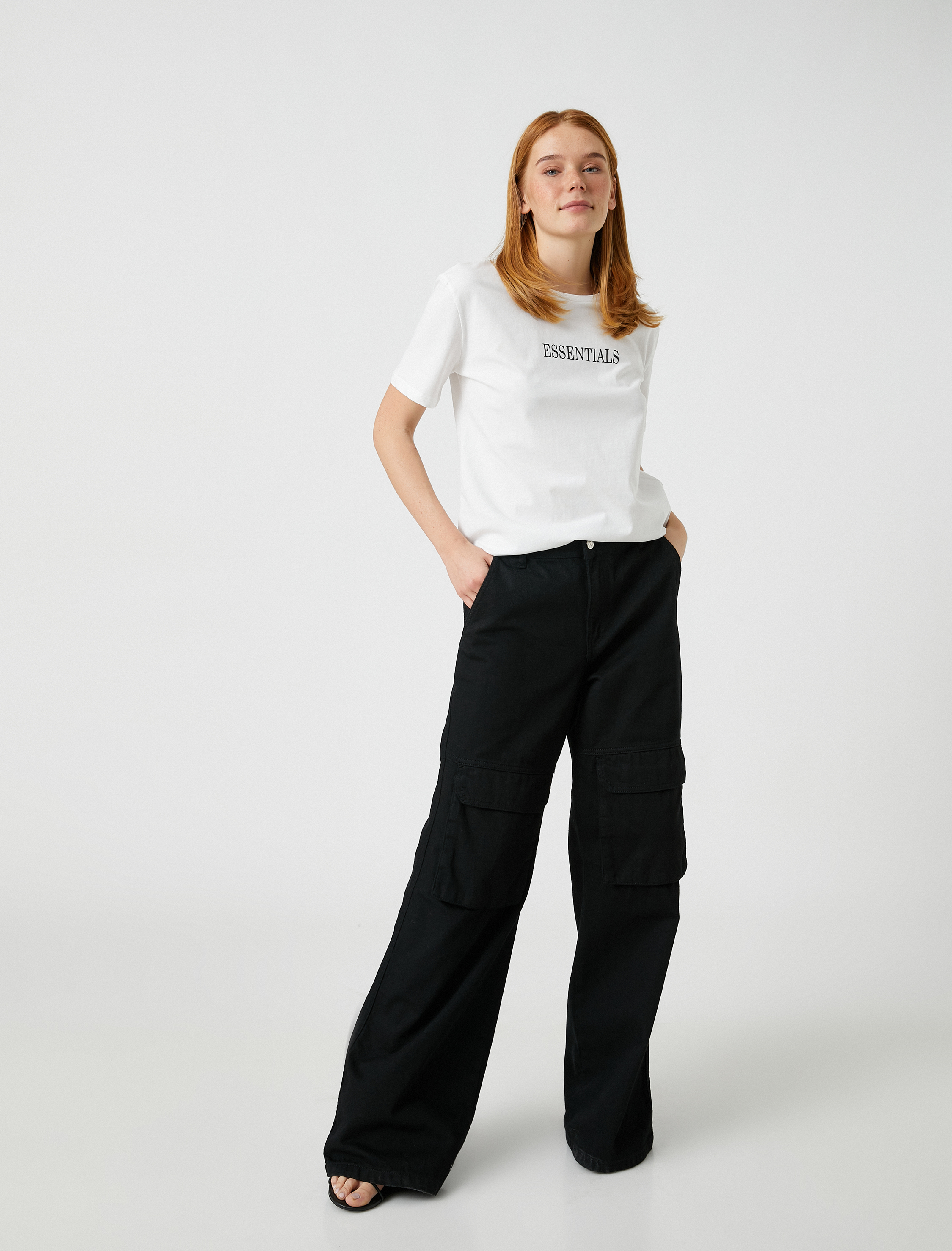   Yazı Baskılı Tişört V Yaka