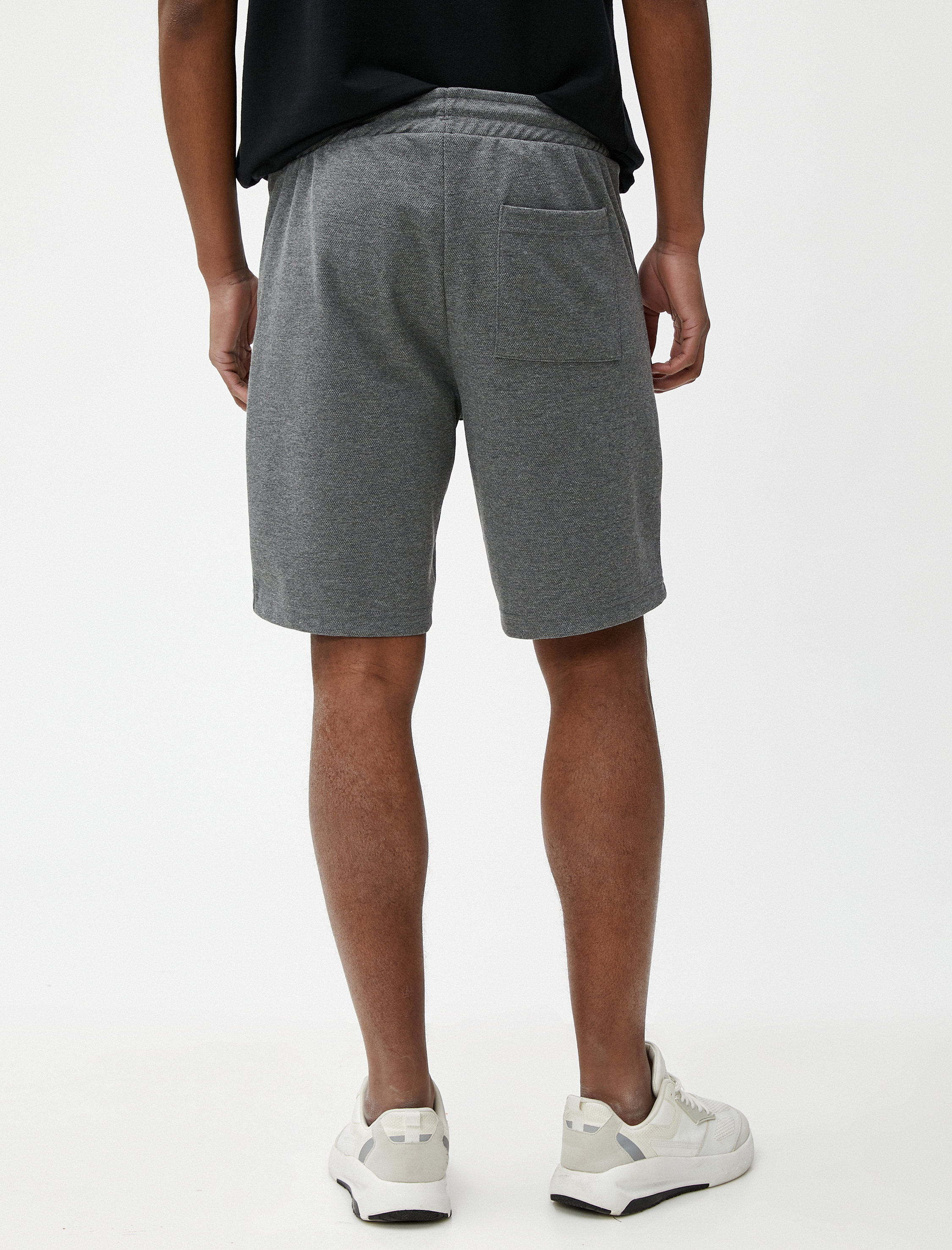 Fermuar Cepli Şort Slogan Detaylı Beli Bağcıklı Dar Kesim