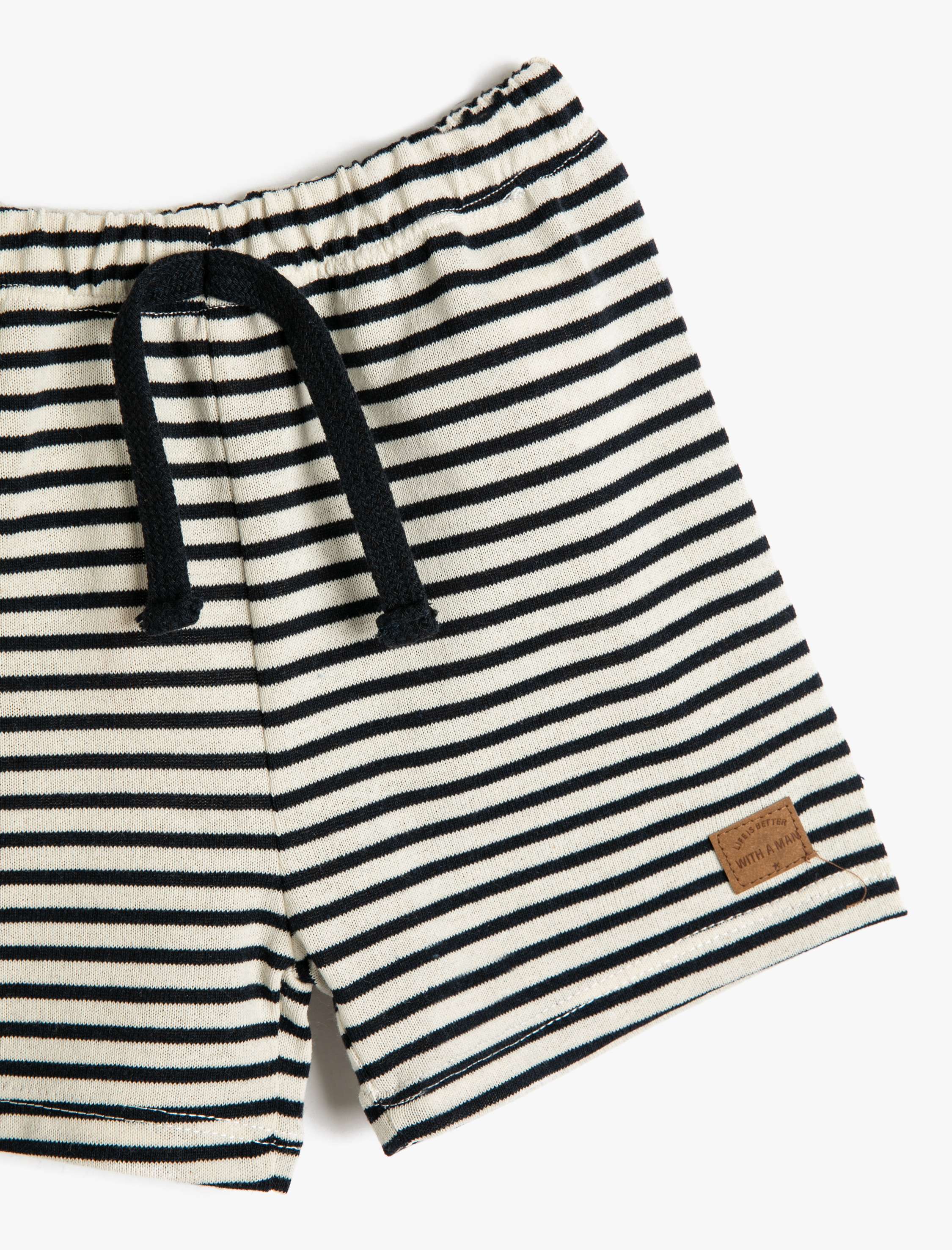  Erkek Bebek Şort Beli Bağlamalı Etiket Detaylı