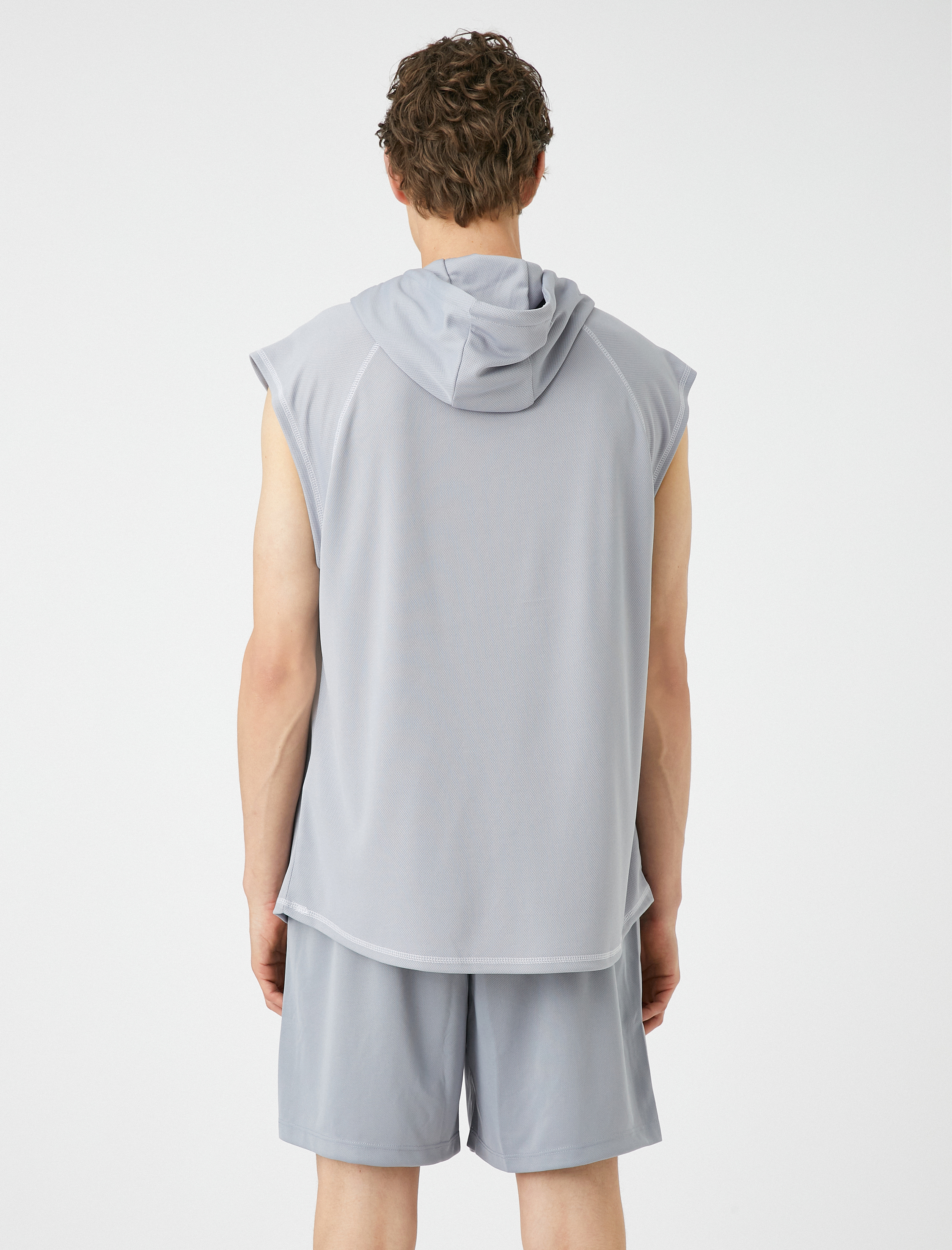   Sporcu Atleti Kapşonlu Dikiş Detaylı Kolsuz