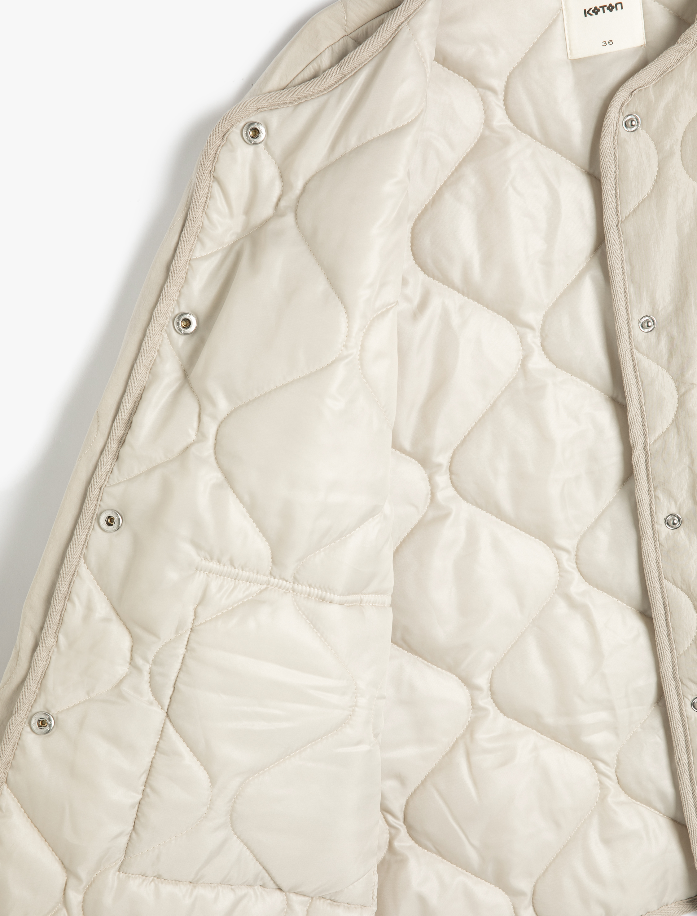   Oversize Kapitone Mont Cepli Yuvarlak Yaka