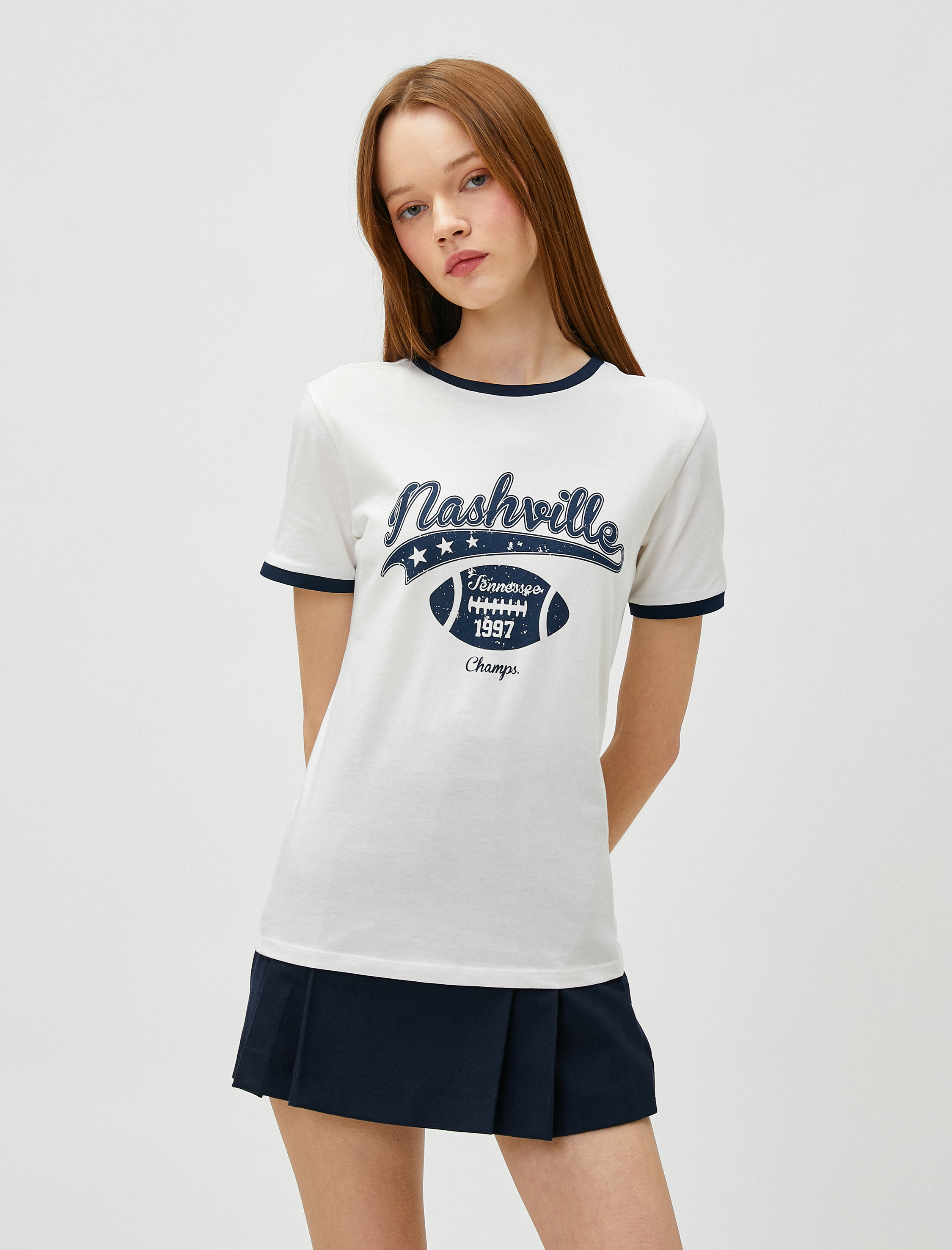   Kolej Baskılı Tişört Bisiklet Yaka Kısa Kollu Pamuklu