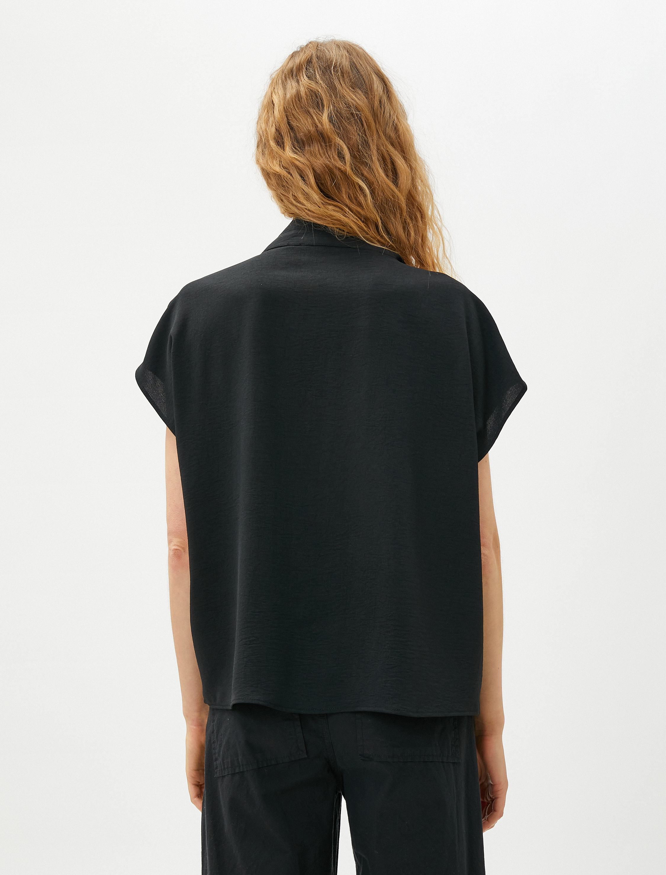   Yarım Fermuarlı Bluz Düşük Kollu