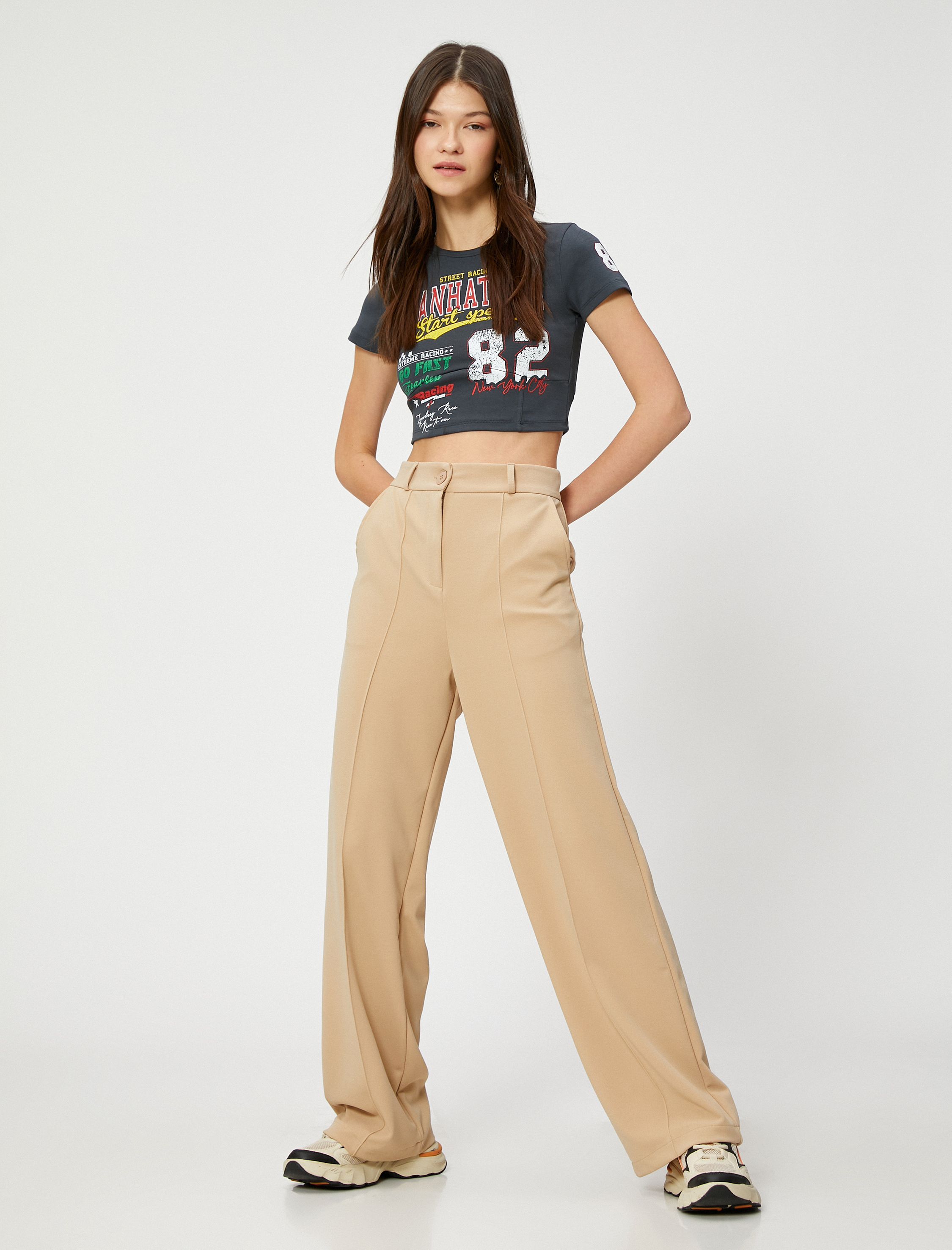   Kumaş Pantolon Düz Paça Nervürlü Cep Detaylı Düğmeli