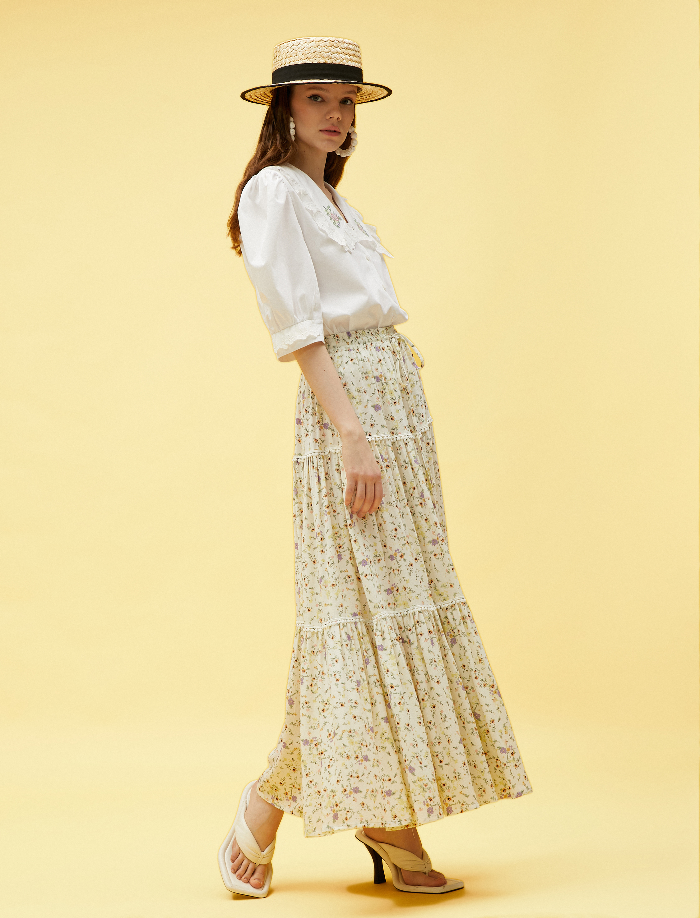   Çiçekli Katlı Yırtmaçlı Uzun Etek