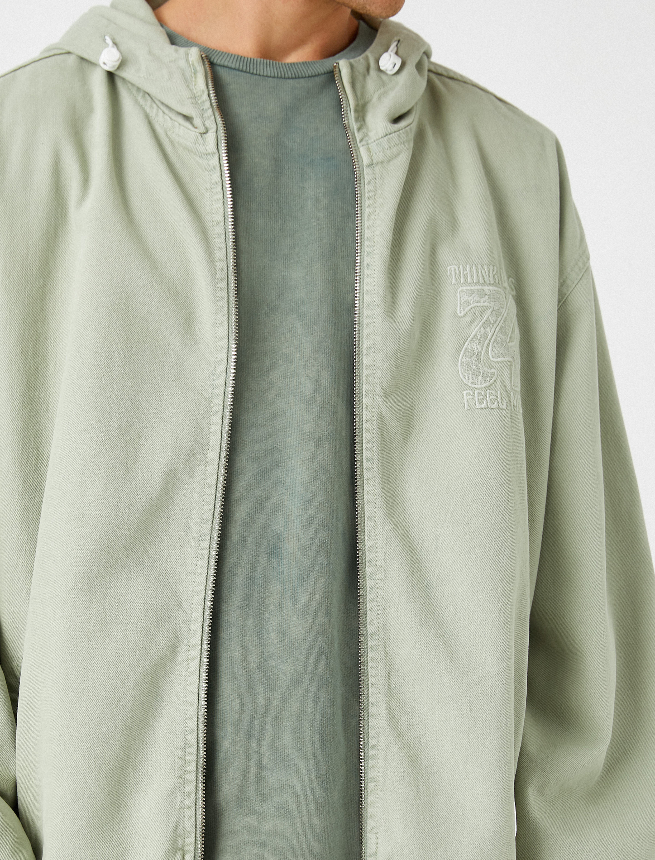   Kapşonlu Kot Ceket Fermuar Detaylı