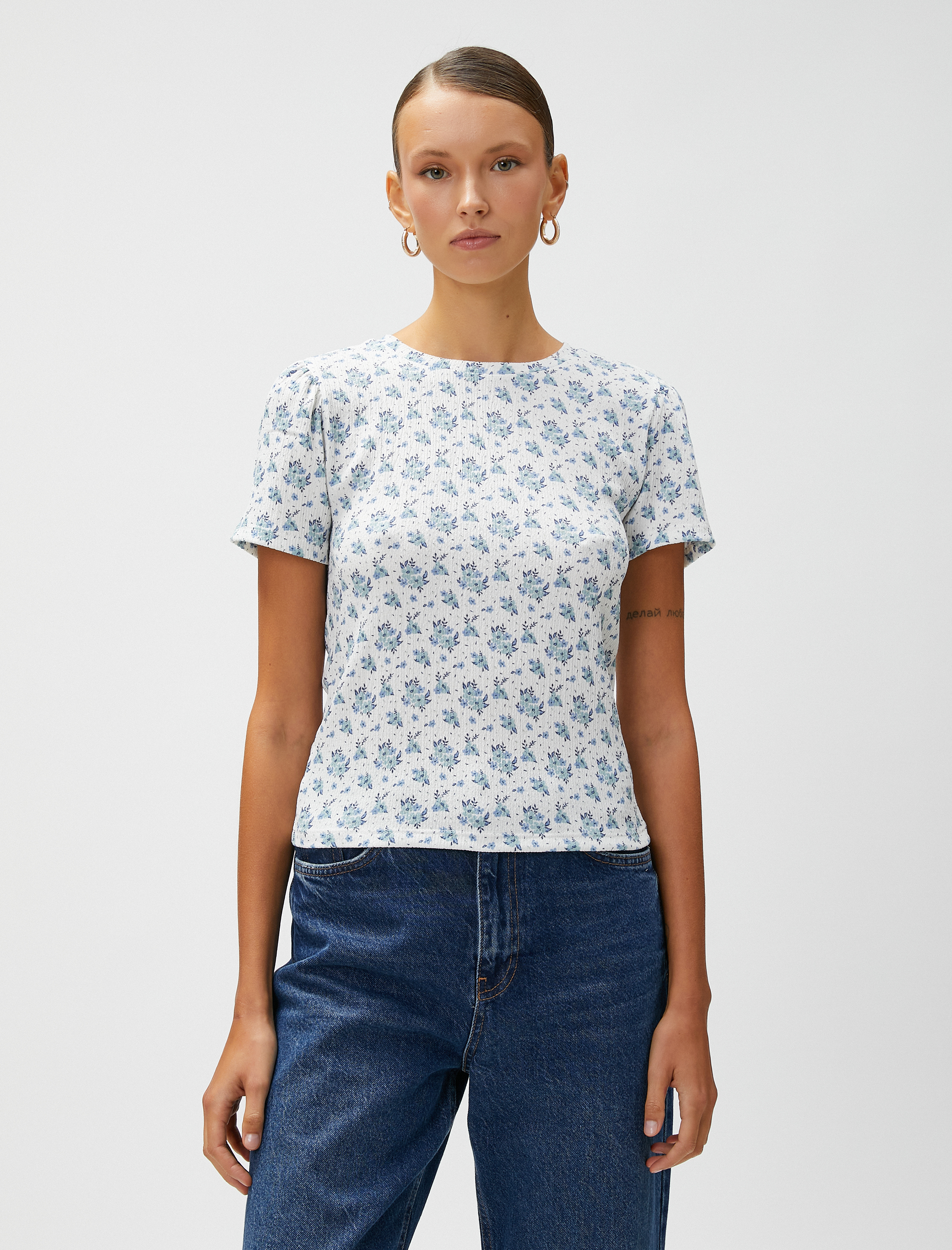   Çiçekli Tişört Kısa Kollu Bisiklet Yaka