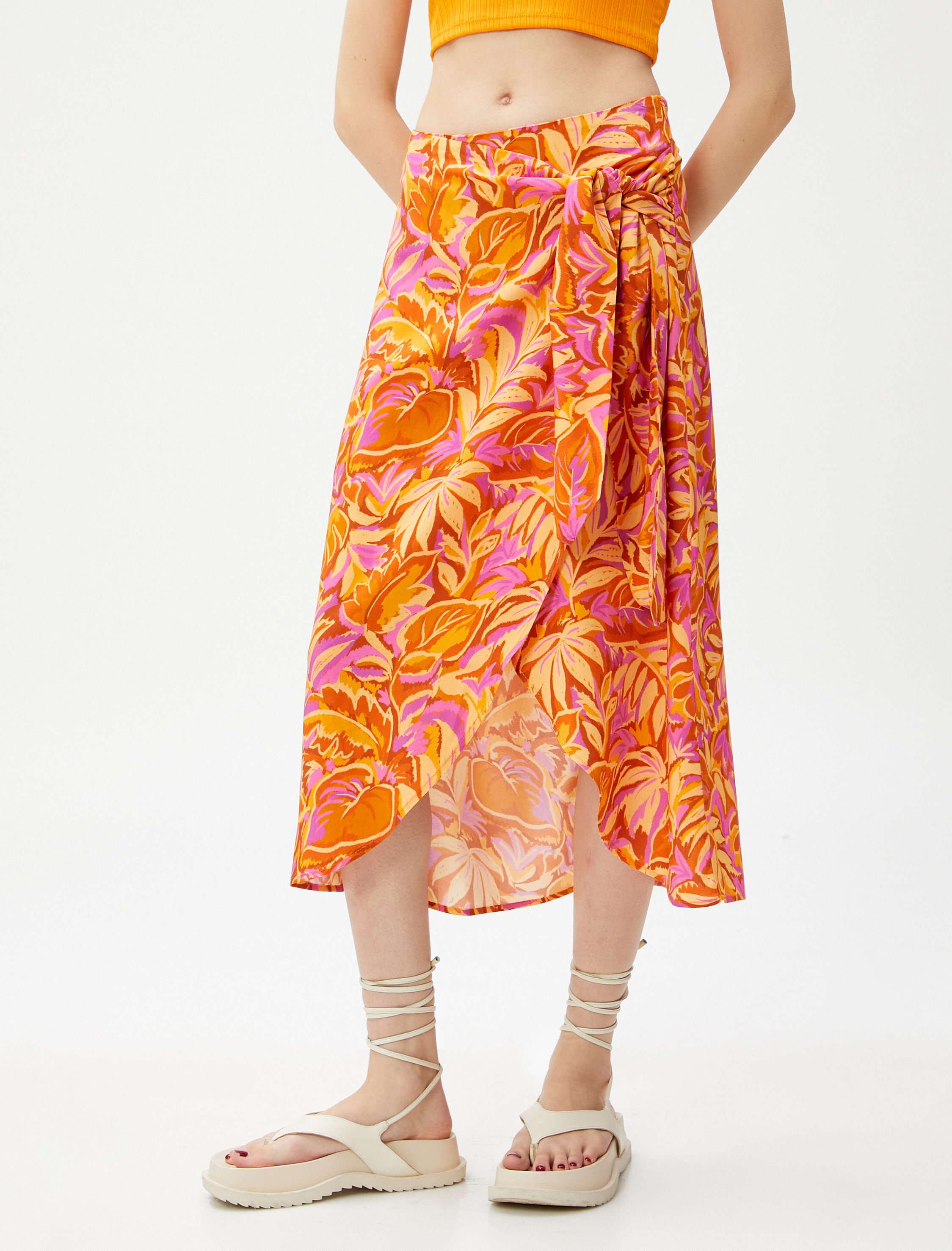   Çiçekli Uzun Etek Önden Bağlamalı Viskon Anvelop Kapama