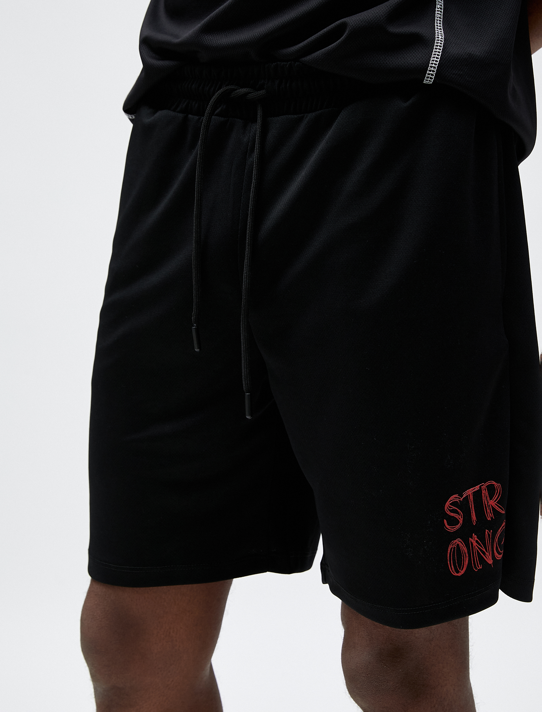   Spor Şort Slogan Baskılı Beli Bağcıklı Cep Detaylı