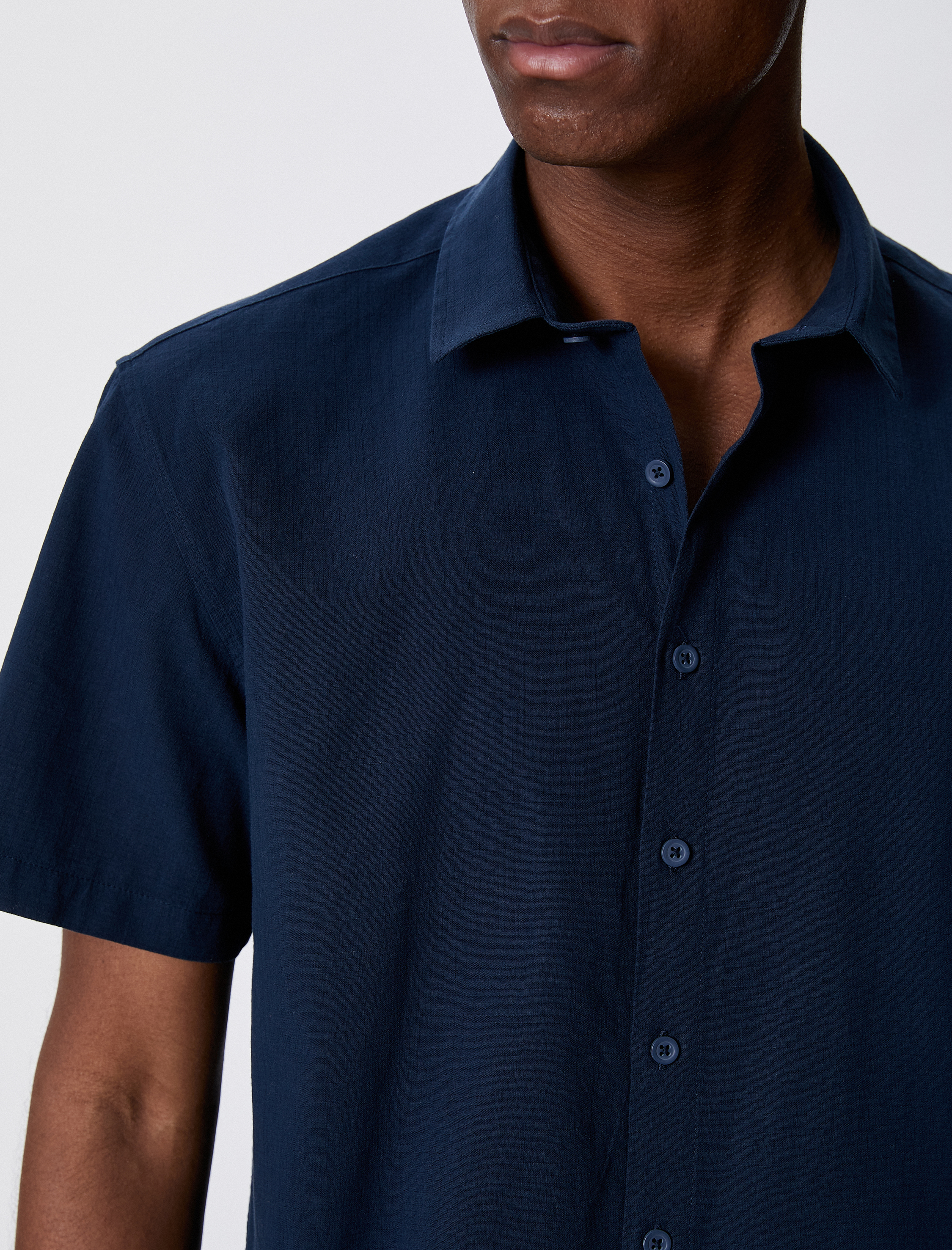   Basic Kısa Kollu Gömlek Klasik Yaka Düğmeli Pamuklu