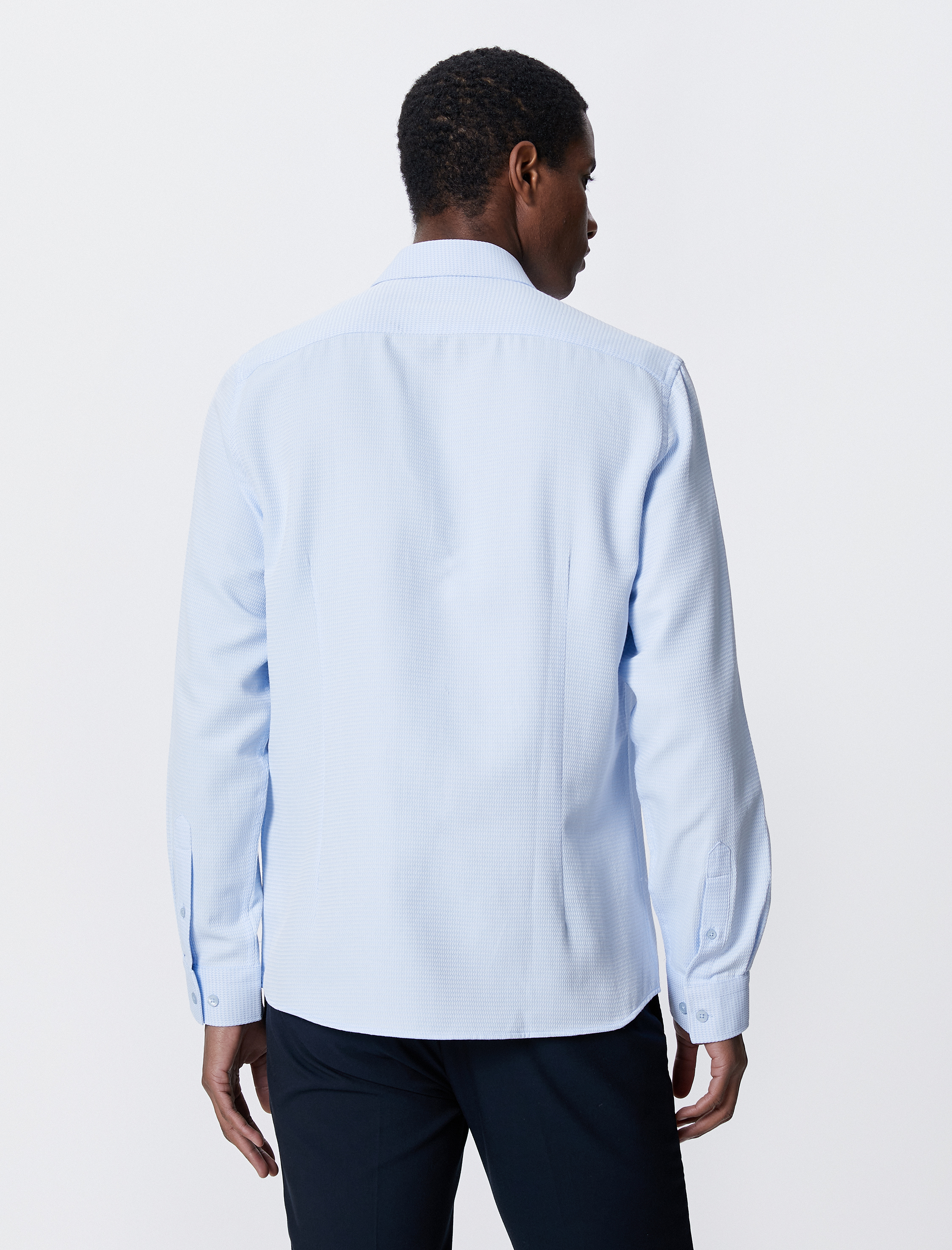   Basic Gömlek Klasik Yaka Dokulu Düğmeli Non Iron