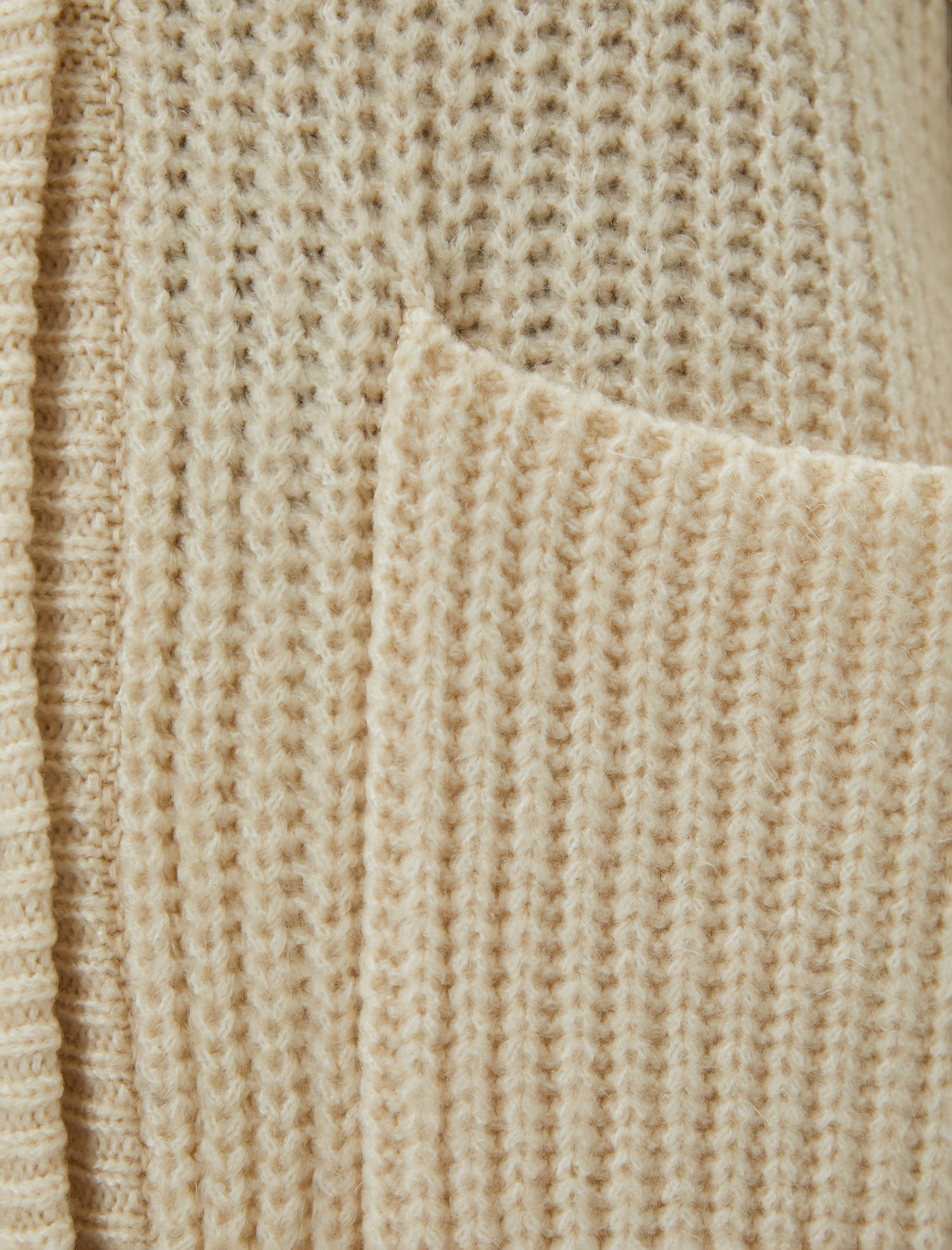   Örgü Hırka V Yaka Düğmeli