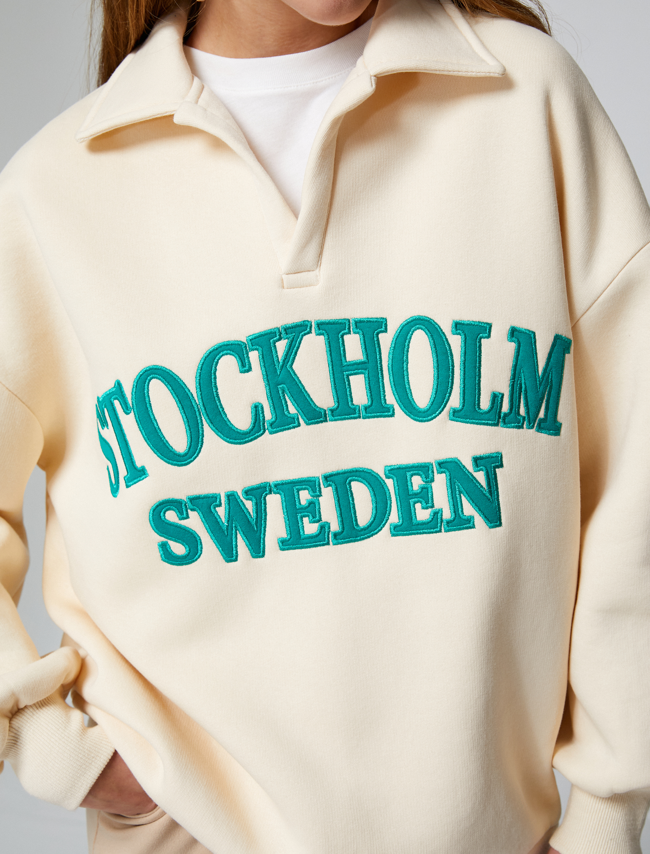   Şardonlu Polo Yaka Oversize Sweatshirt Nakışlı Ribanalı Uzun Kollu