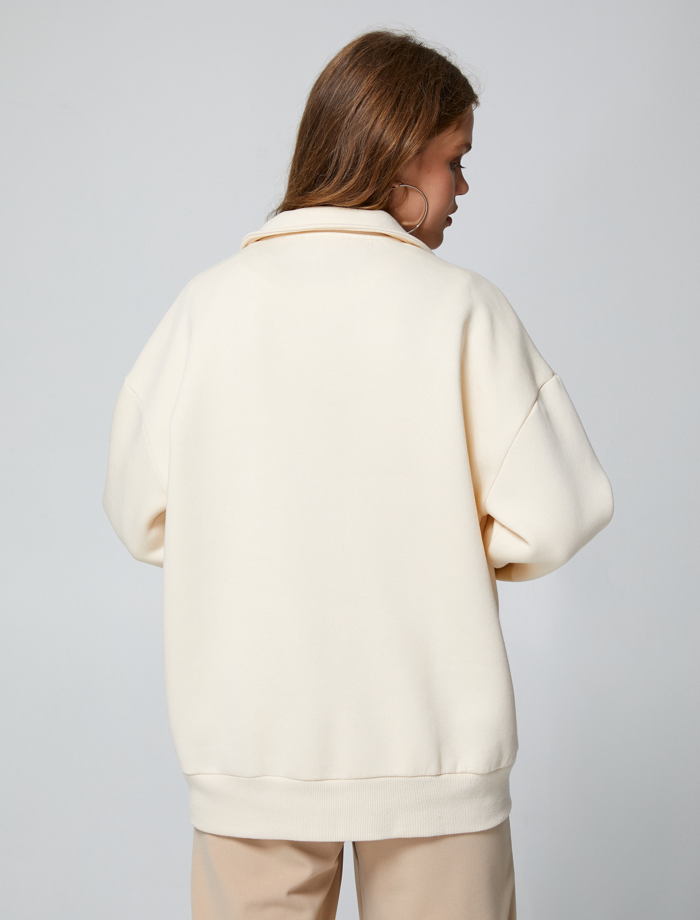   Şardonlu Polo Yaka Oversize Sweatshirt Nakışlı Ribanalı Uzun Kollu