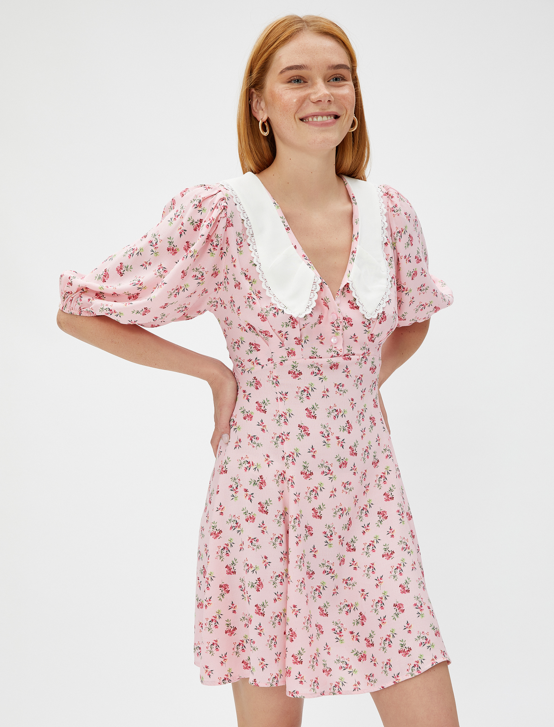   Çiçekli Mini Viskon Elbise Gömlek Yaka Detaylı