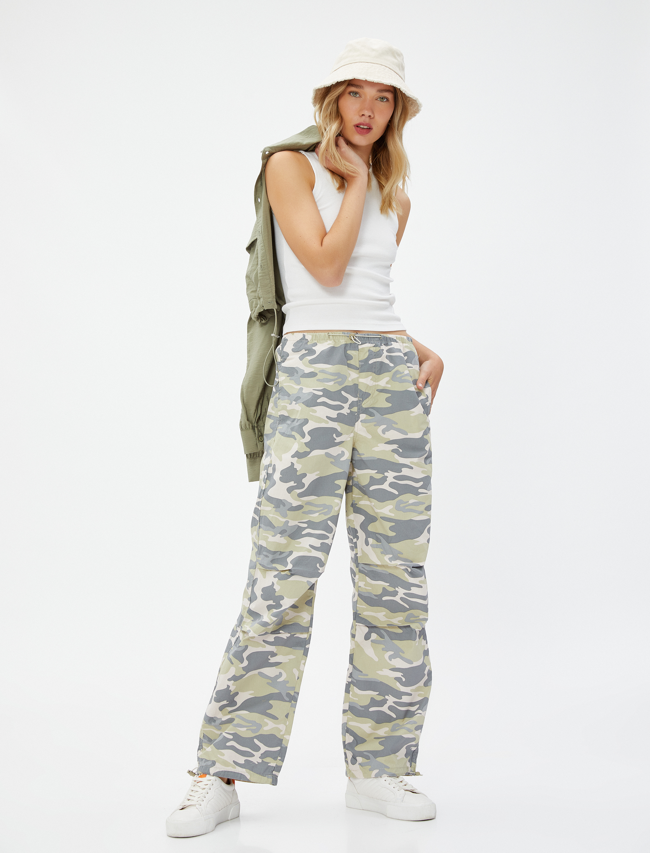   Pantolon Cep Detaylı Katlamalı Beli Lastikli Stoperli