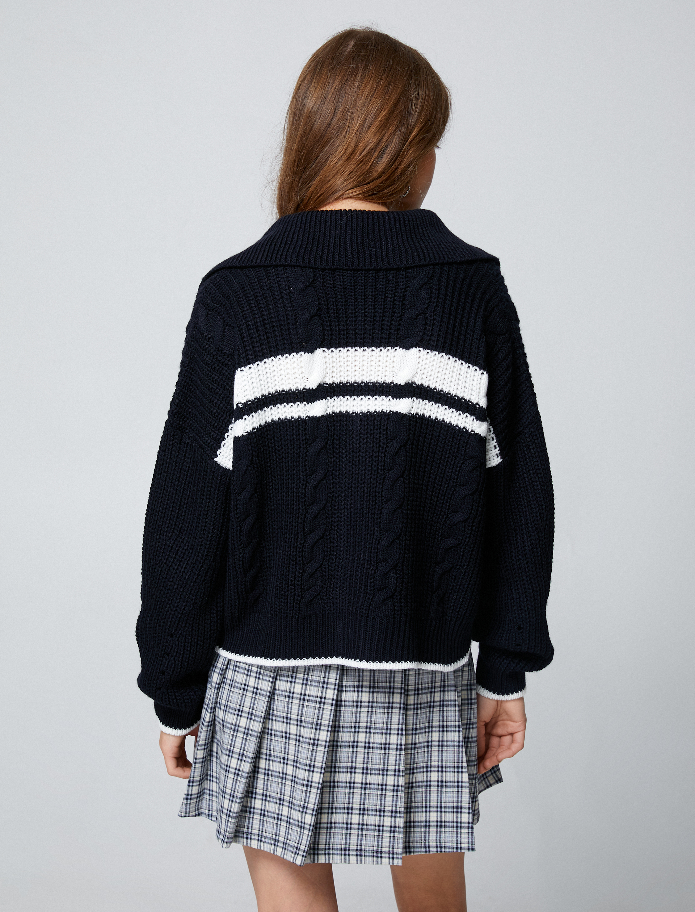   Fermuarlı Hırka Saç Örgüsü Motifli Dik Yaka