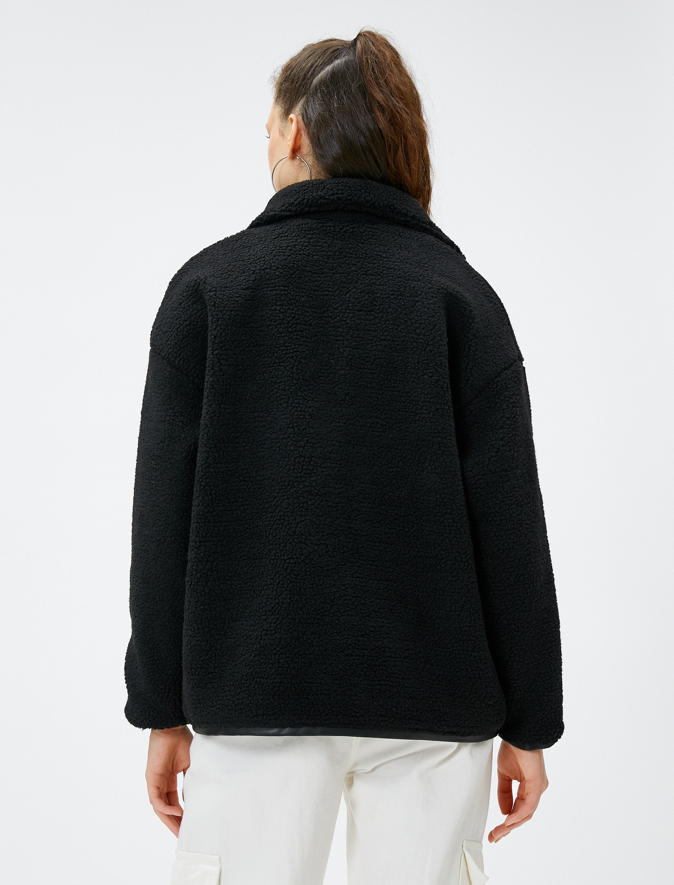   Peluş Ceket Dik Yaka Cep Detaylı Düğmeli Çıtçıt Kapama