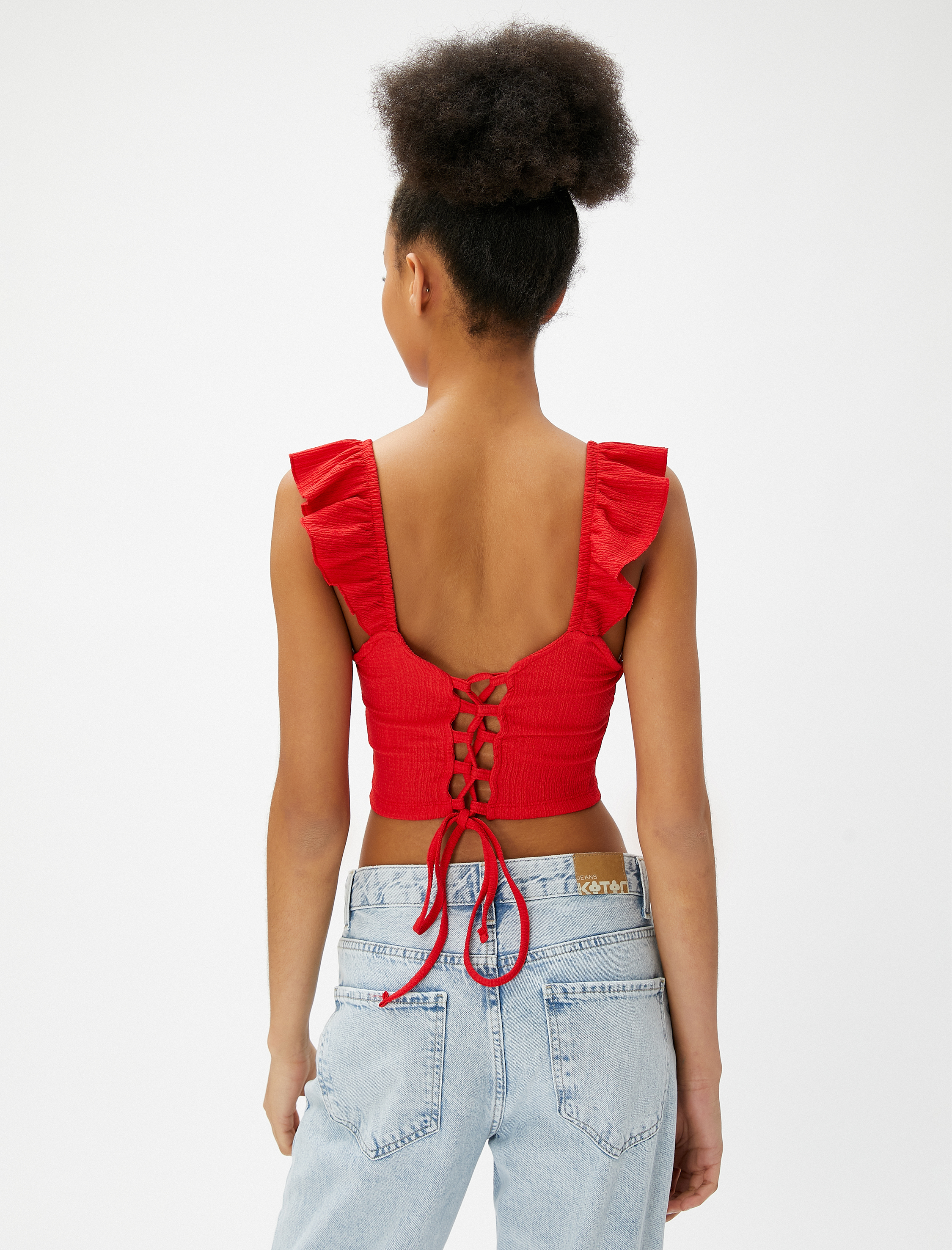   Crop Üst Fırfırlı Kalp Yaka Dokulu Askılı Bürümcük